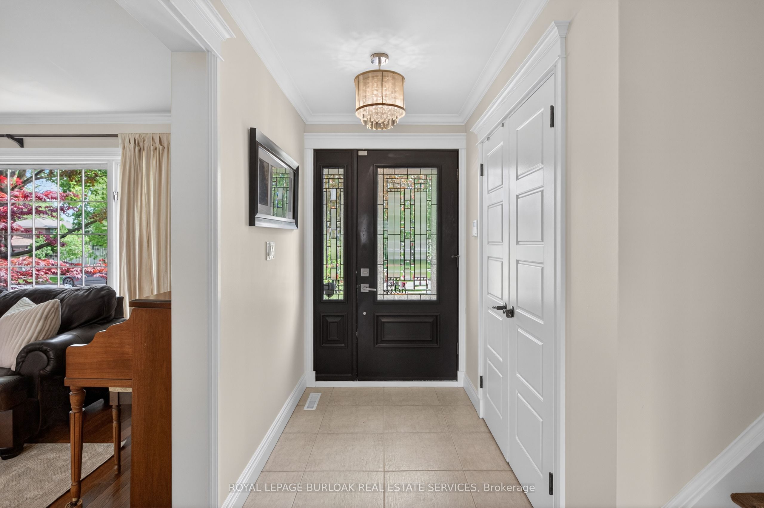 27 Shortland Crescent