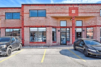 160 Applewood Crescent 26 Vaughan ON L4K 4H2