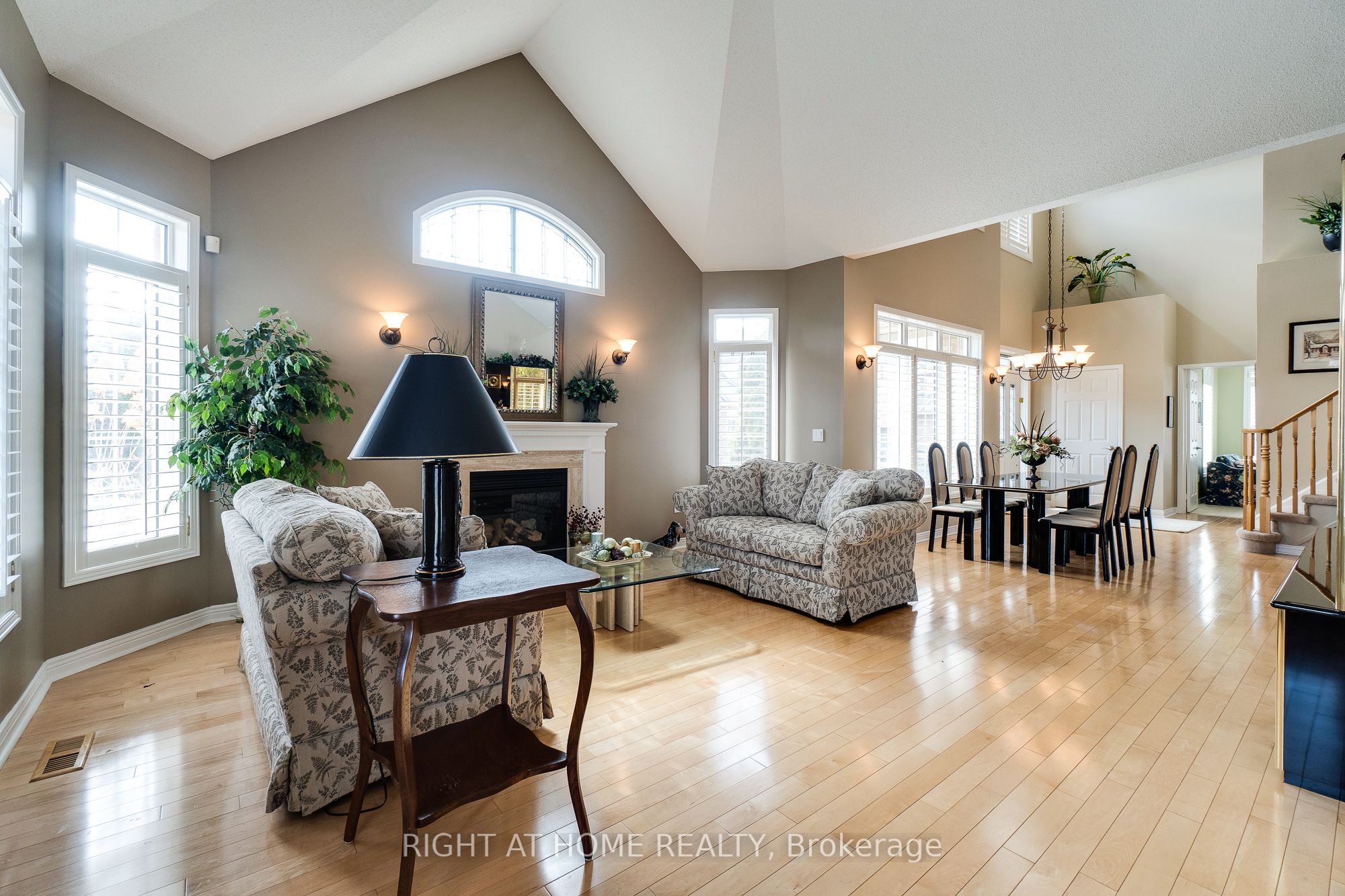 4280 Taywood Drive 15