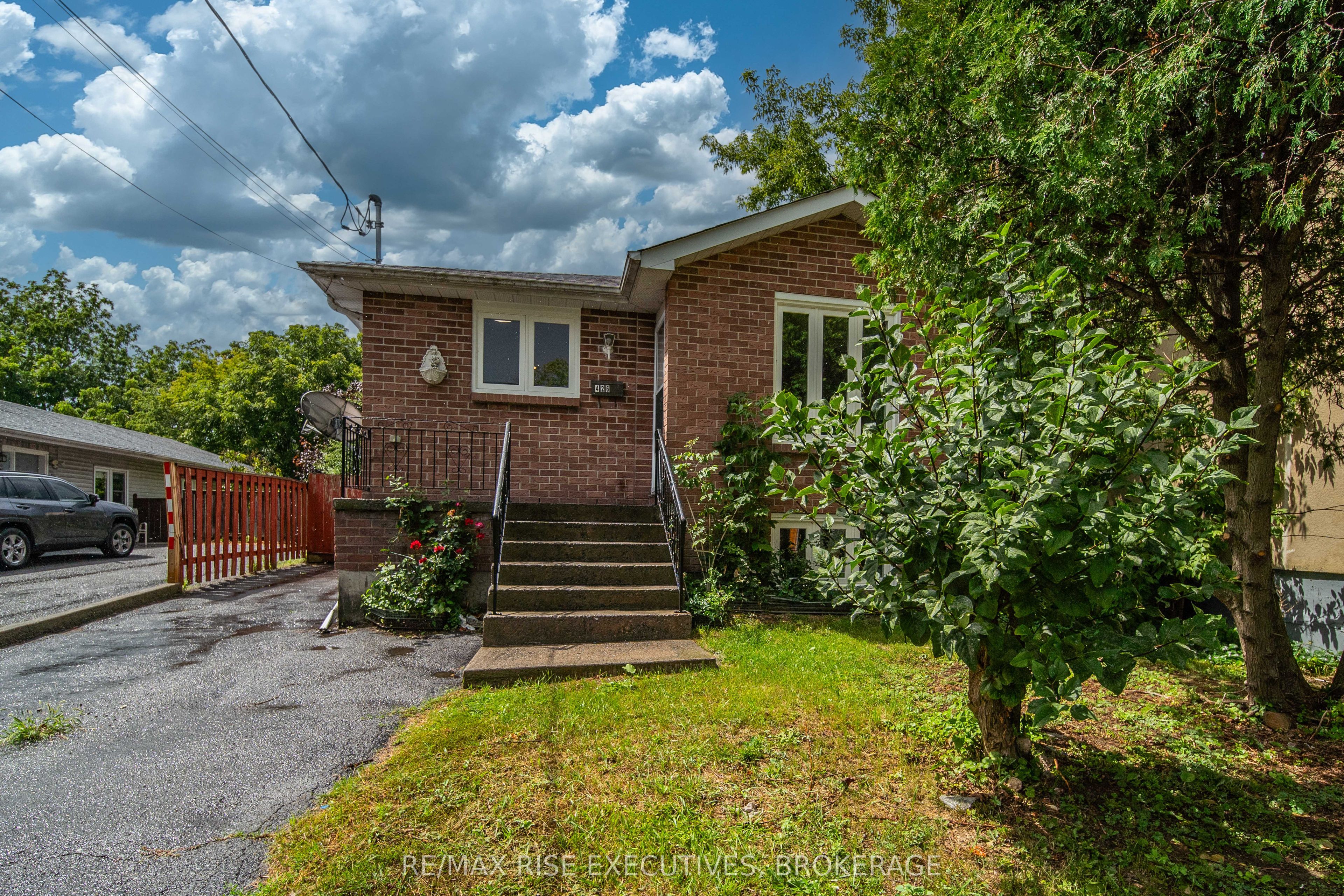 426 Montreal Street