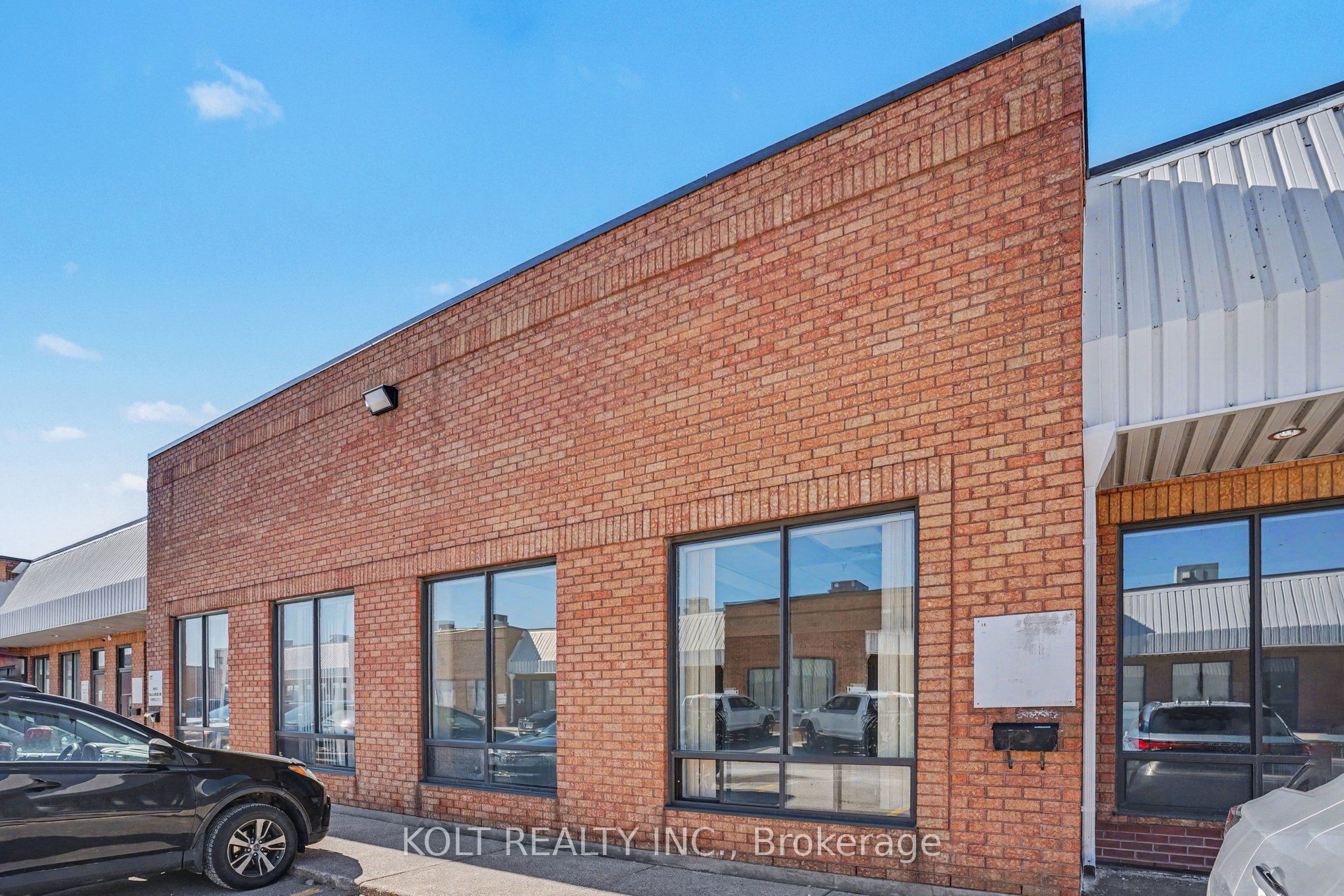 150 Britannia Road E 16