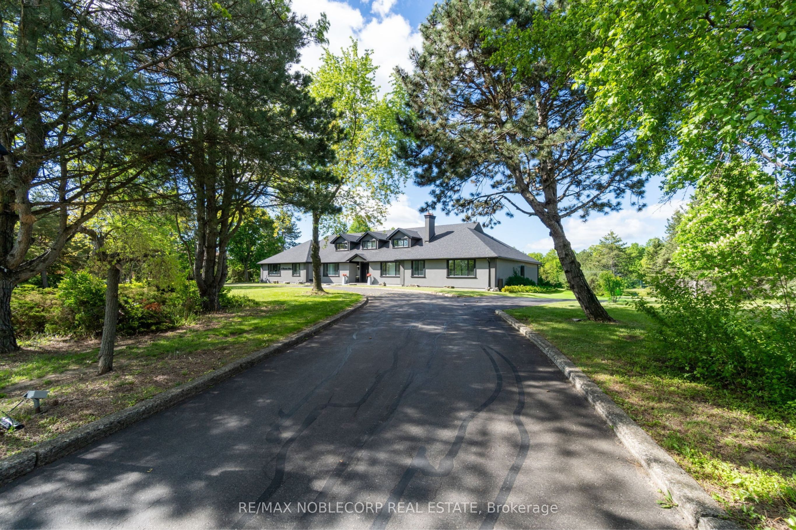 14 Bowman Avenue
