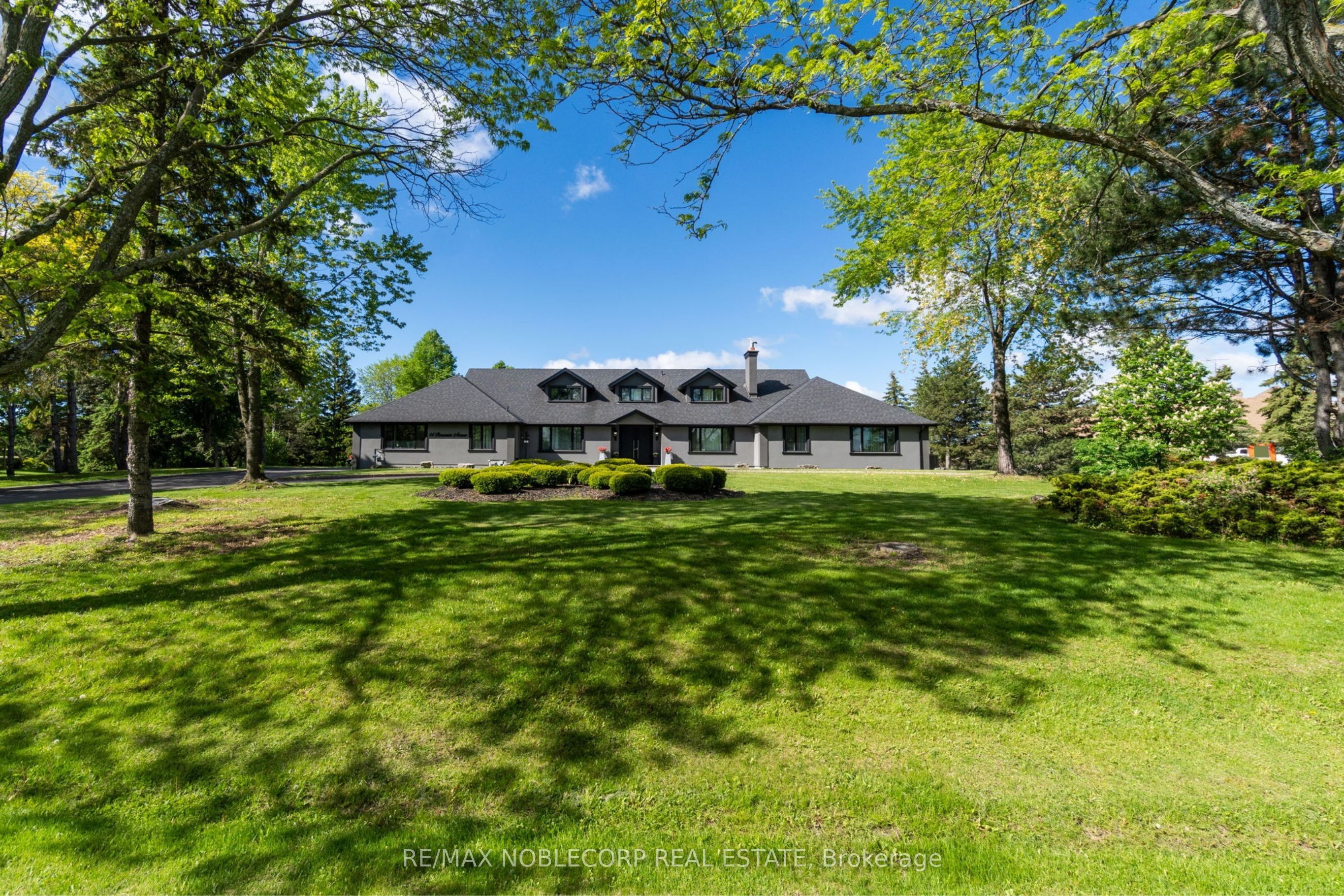 14 Bowman Avenue