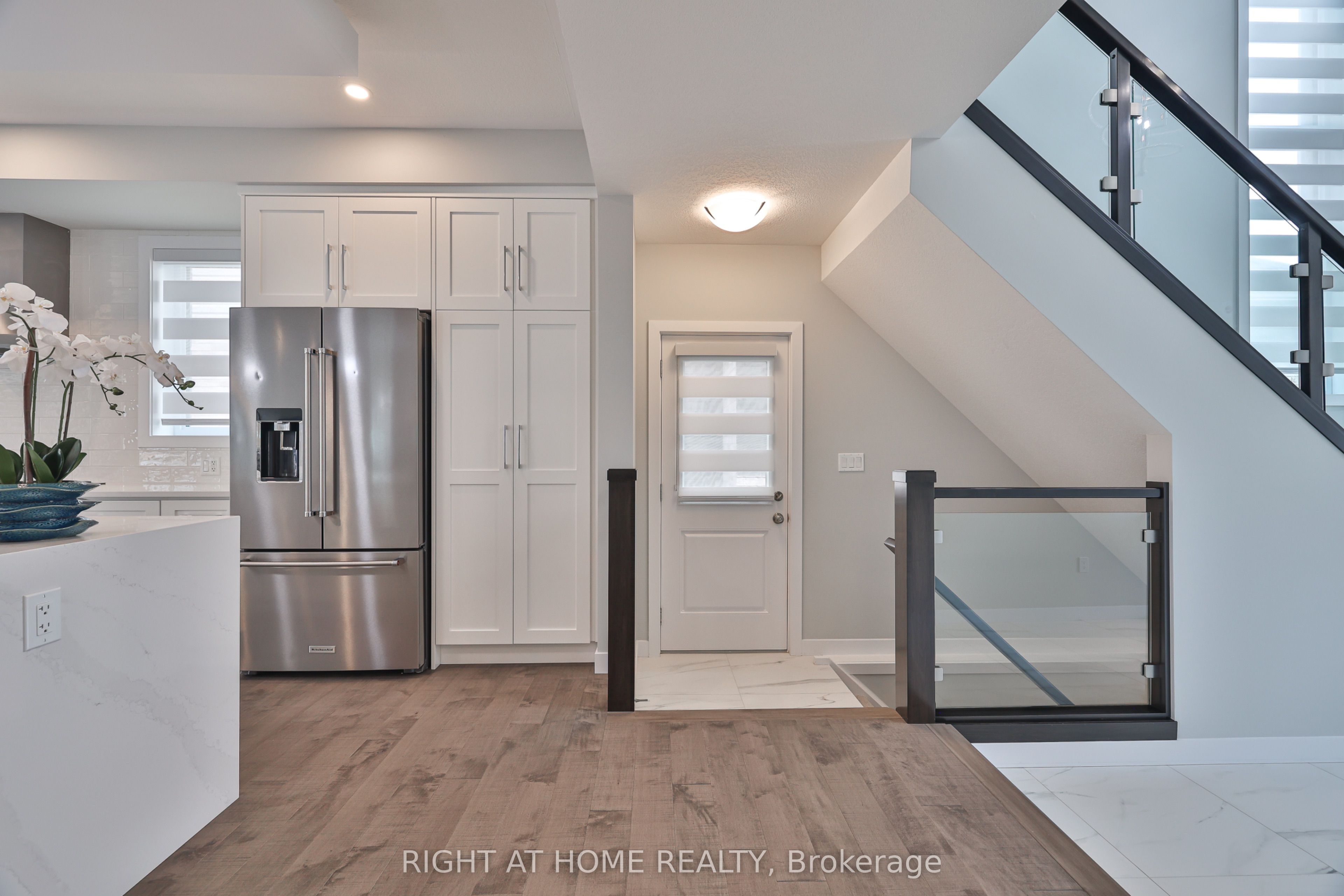 8 Ryder Avenue
