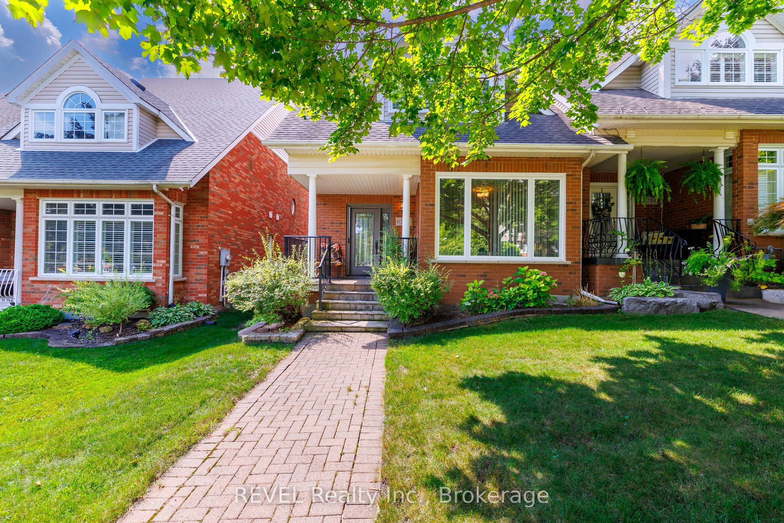 6280 Stonefield Park