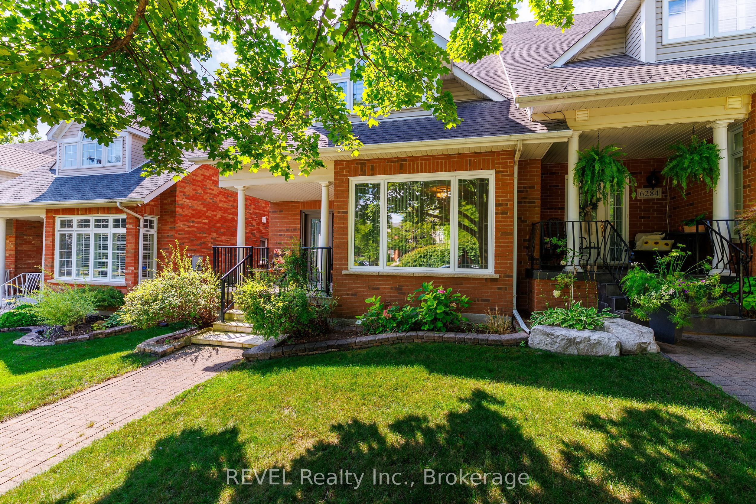 6280 Stonefield Park