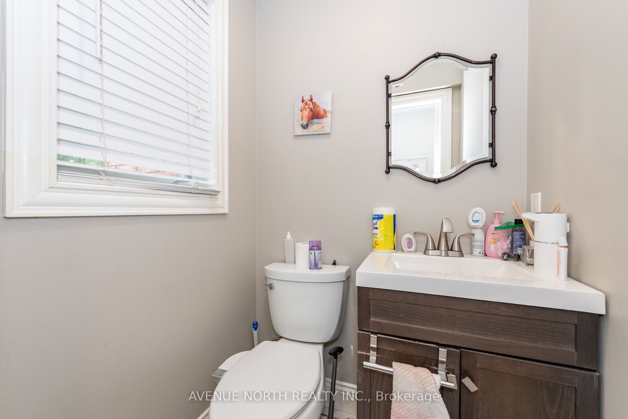 501 Lawler Crescent