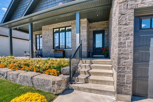 37 Gilmer Crescent