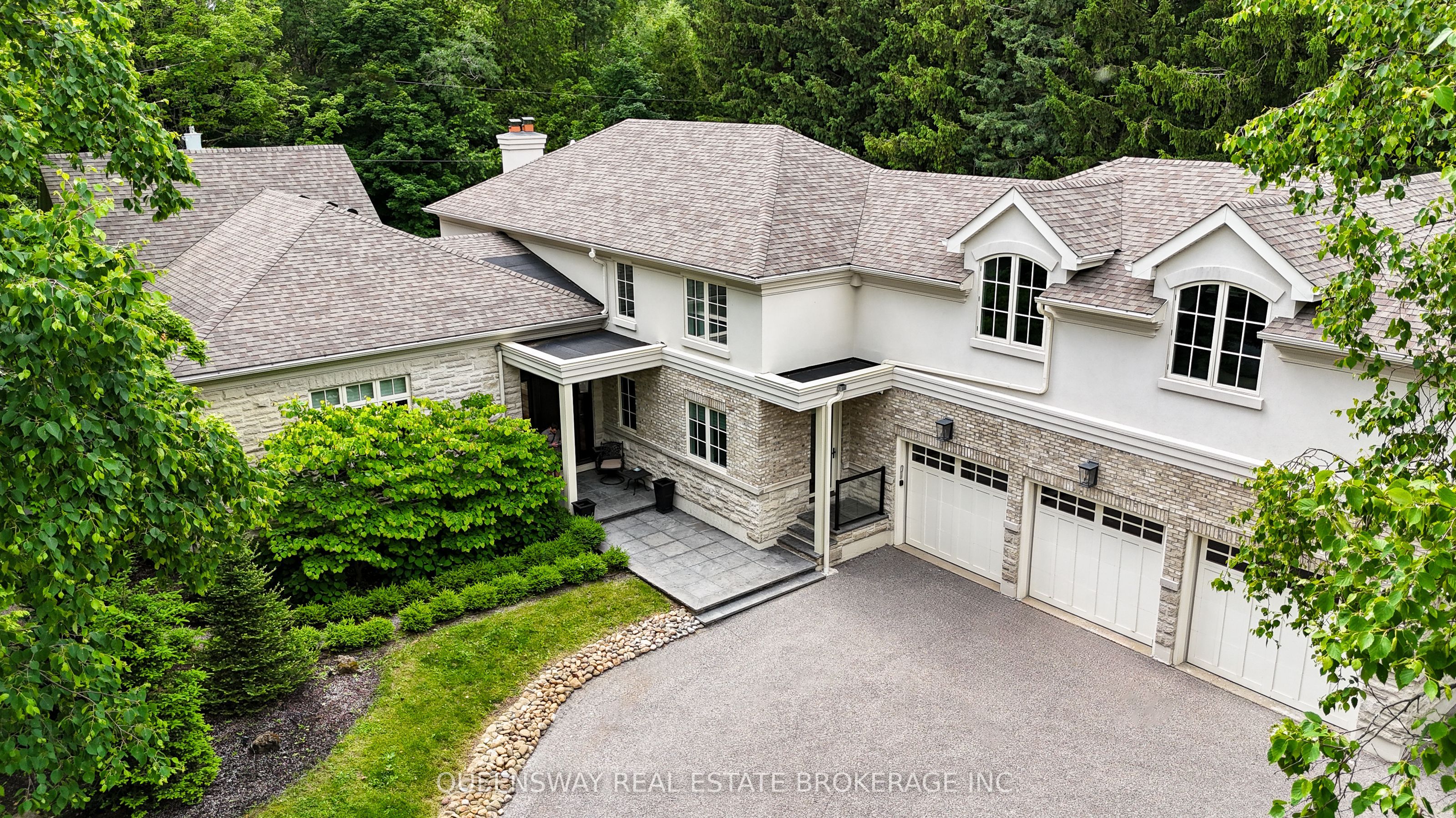 2600 17th Sideroad N/A