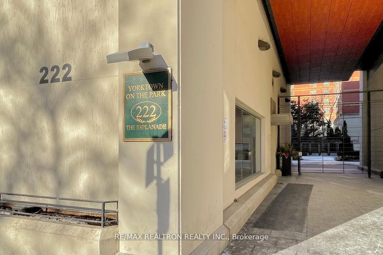 222 The Esplanade Avenue 402