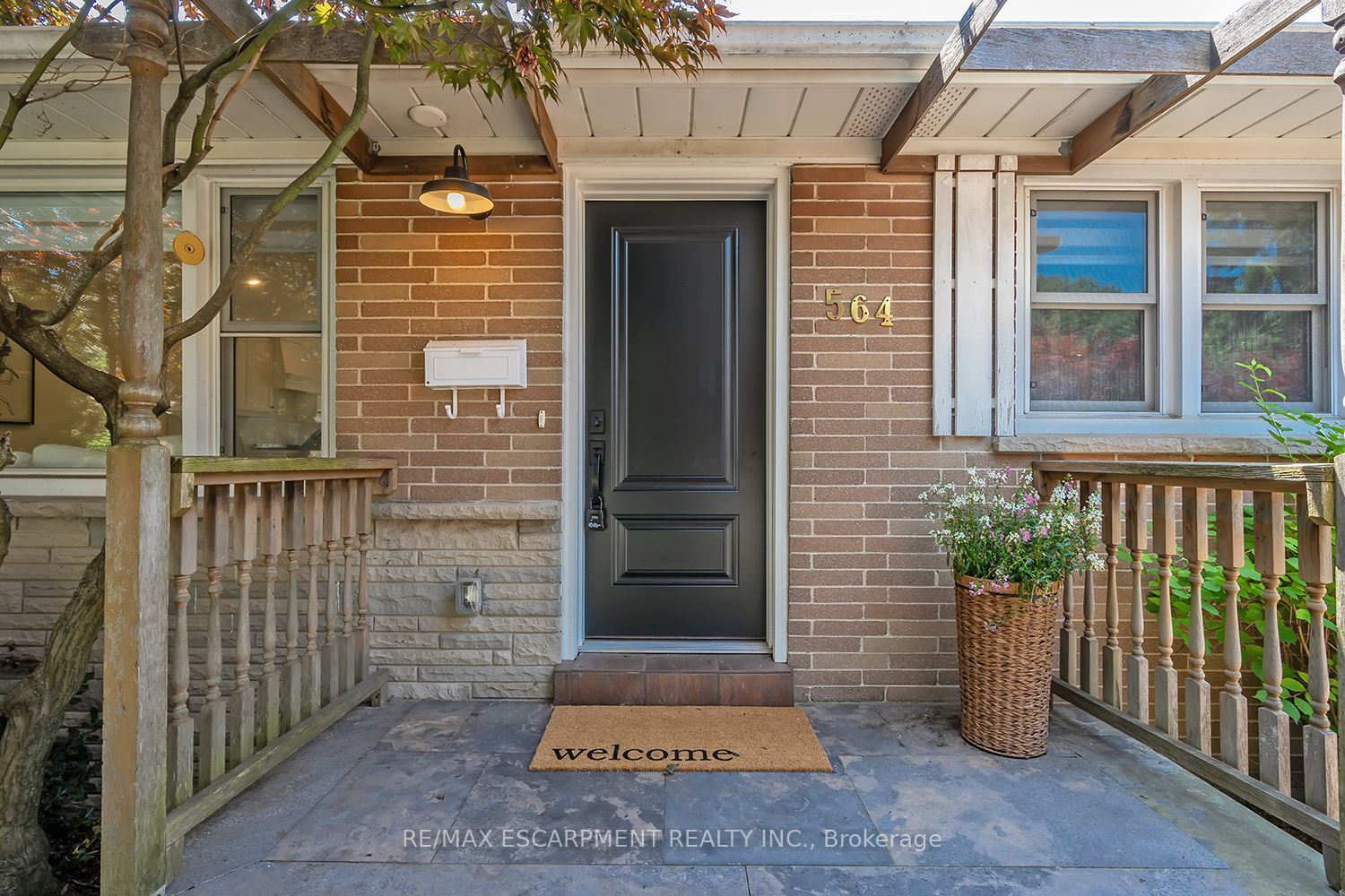 564 Maplehill Drive