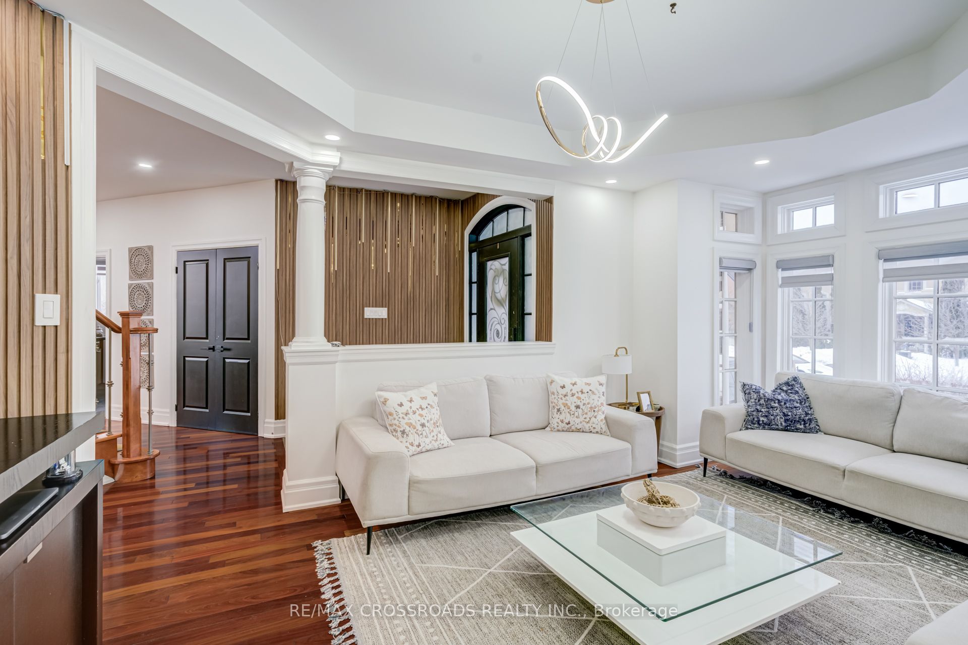 1653 Goldenridge Road