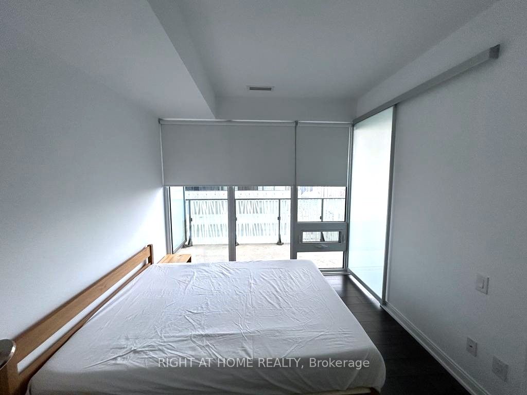 42 Charles Street E 2802
