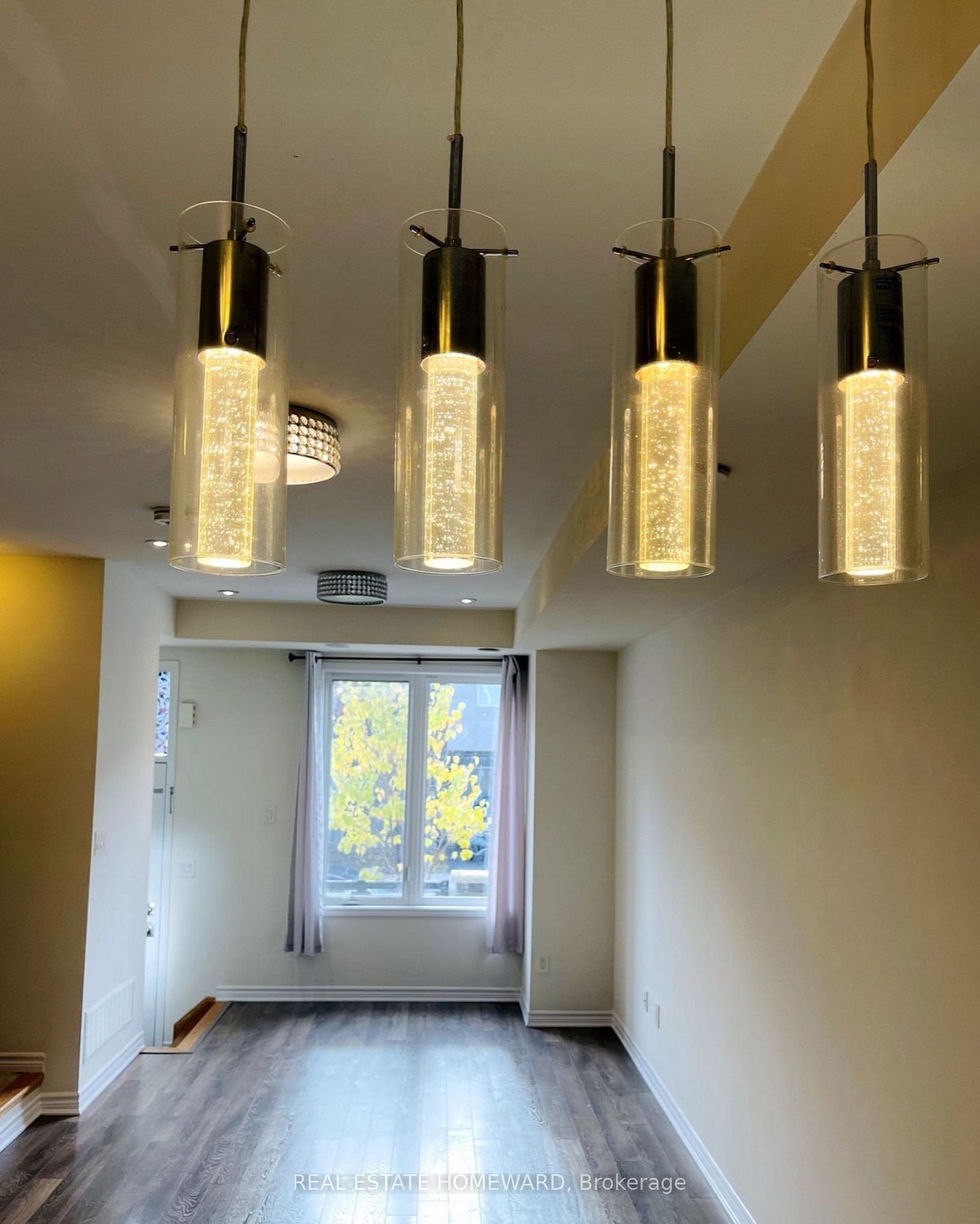 45 Heron Park Place 11