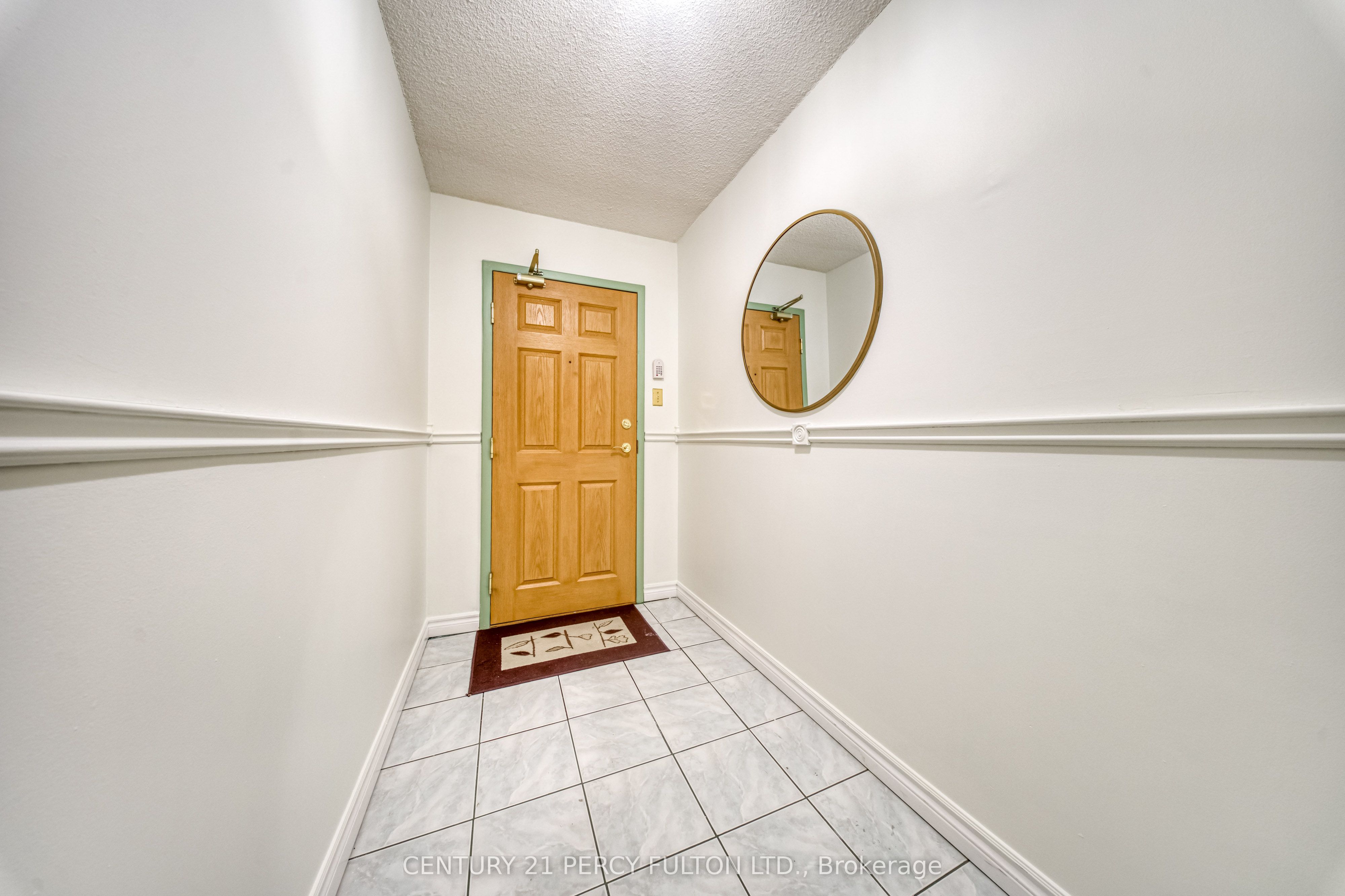 2 Westney Road N 1004