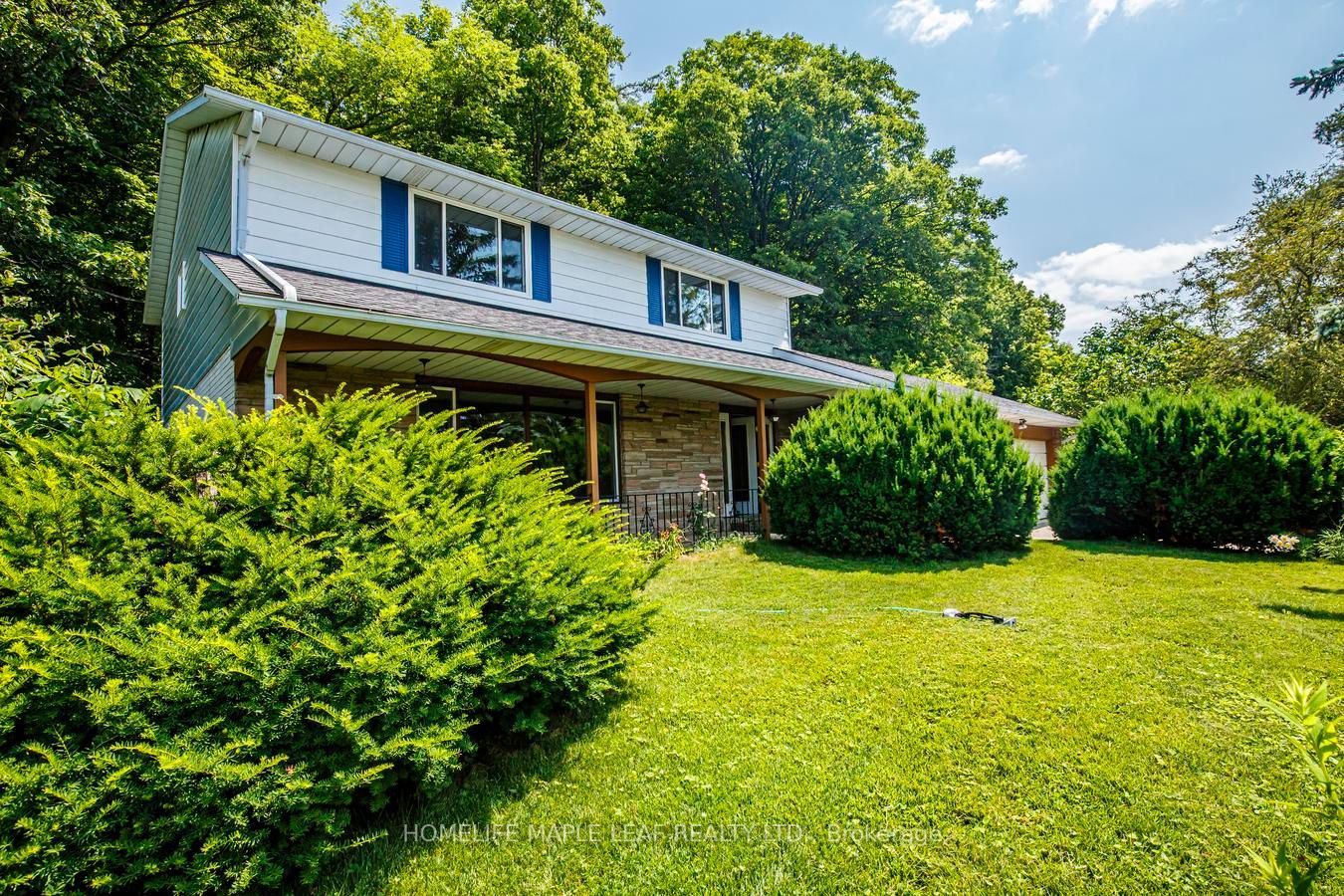 7687 Appleby Line