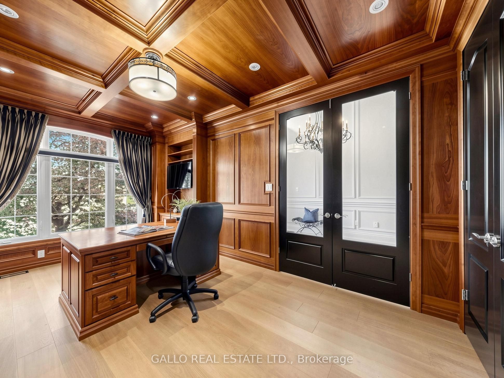 55 Maurovista Court