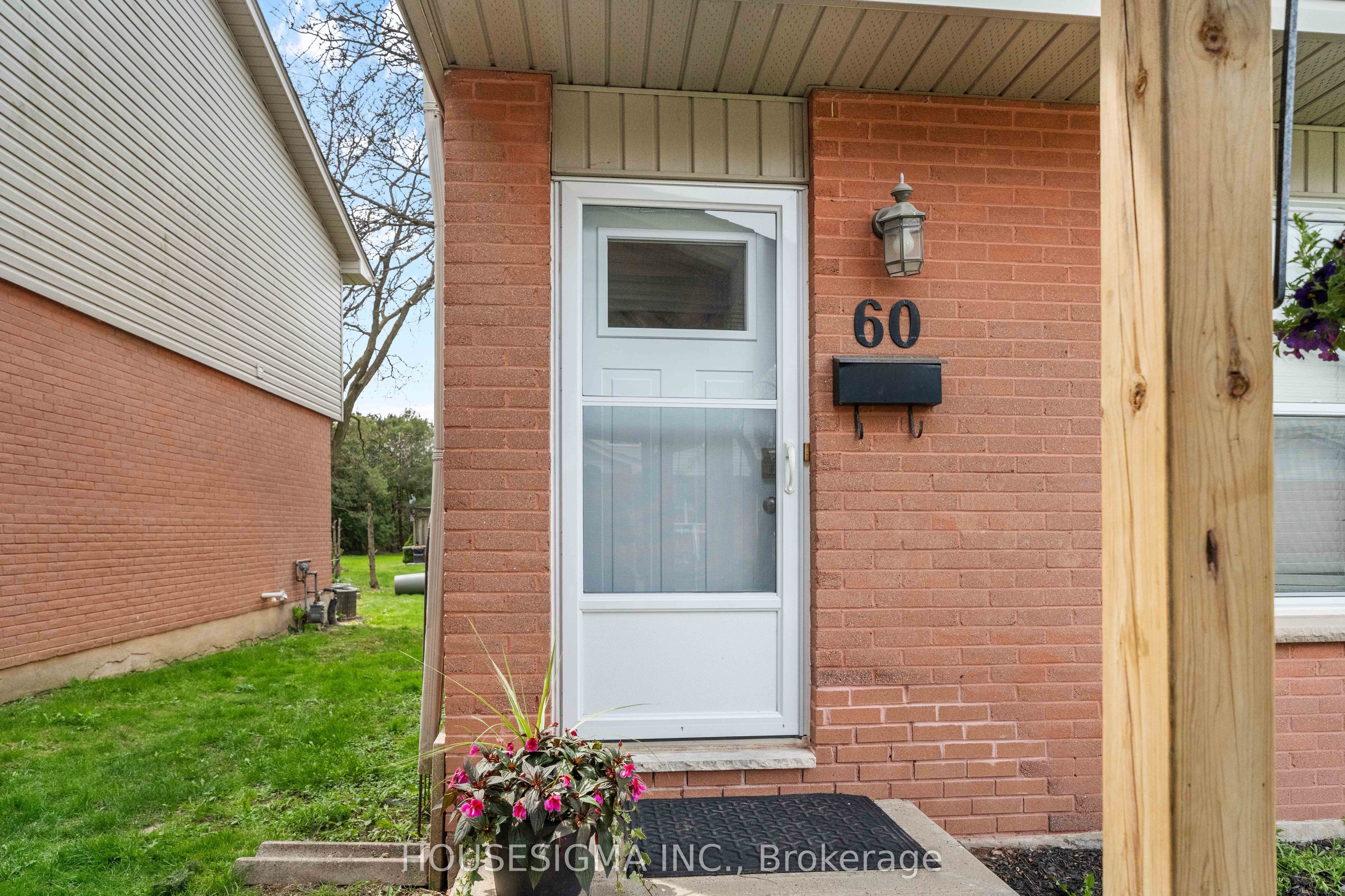 1250 Jalna Boulevard 60
