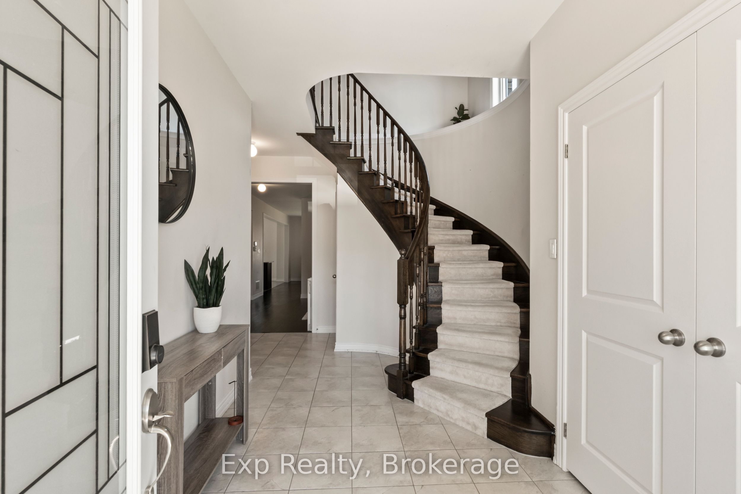 64 Paul Rexe Boulevard
