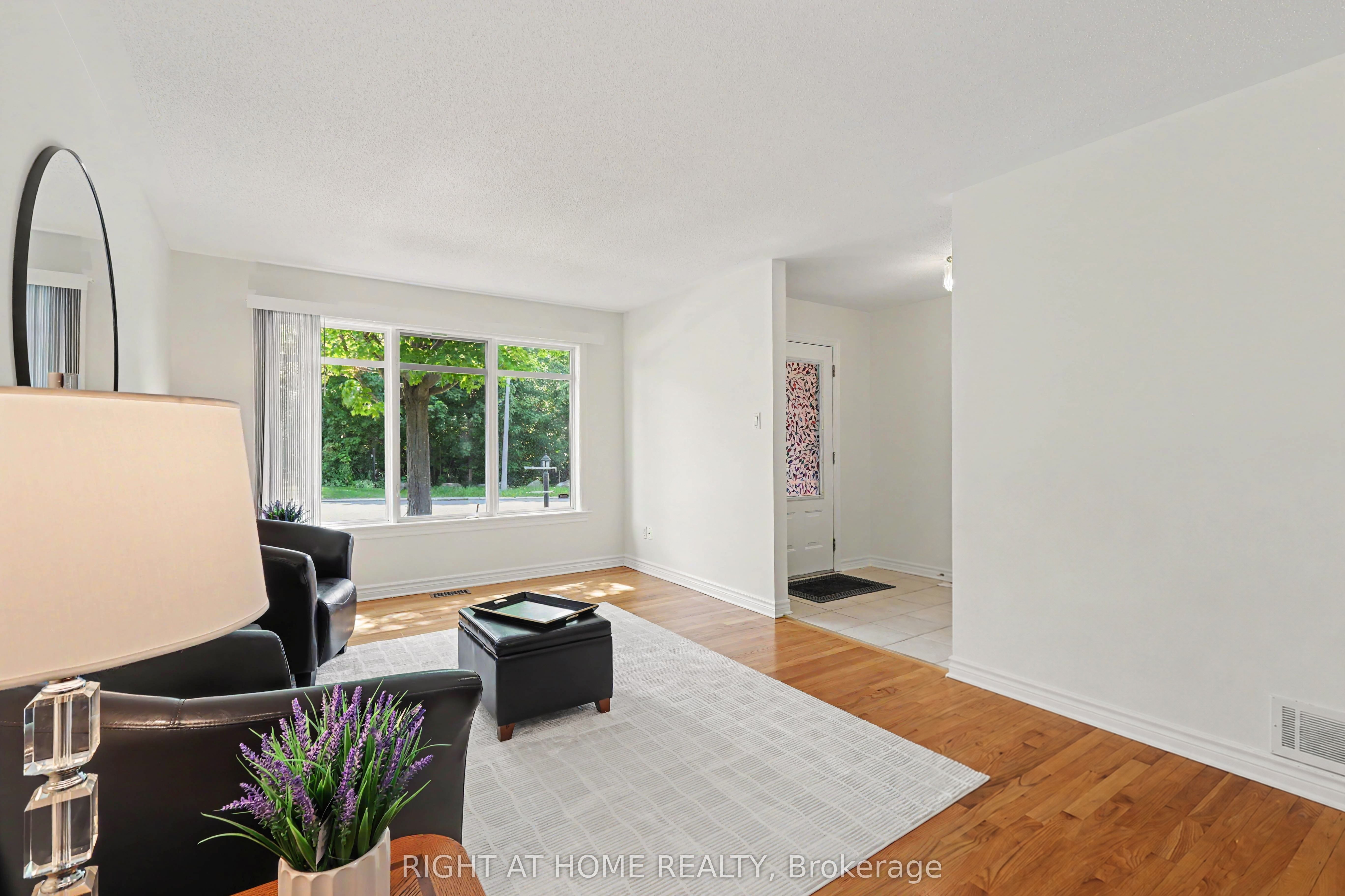 54 Fieldcrest Avenue