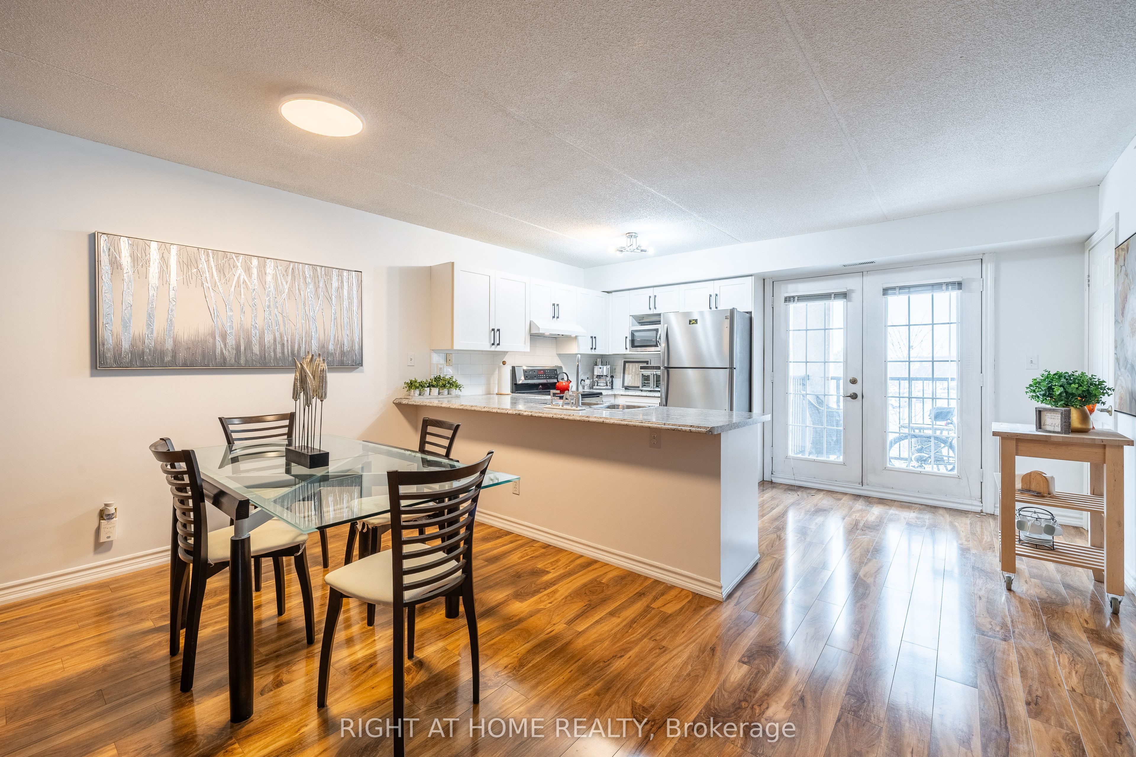 1441 Walker's Line 311