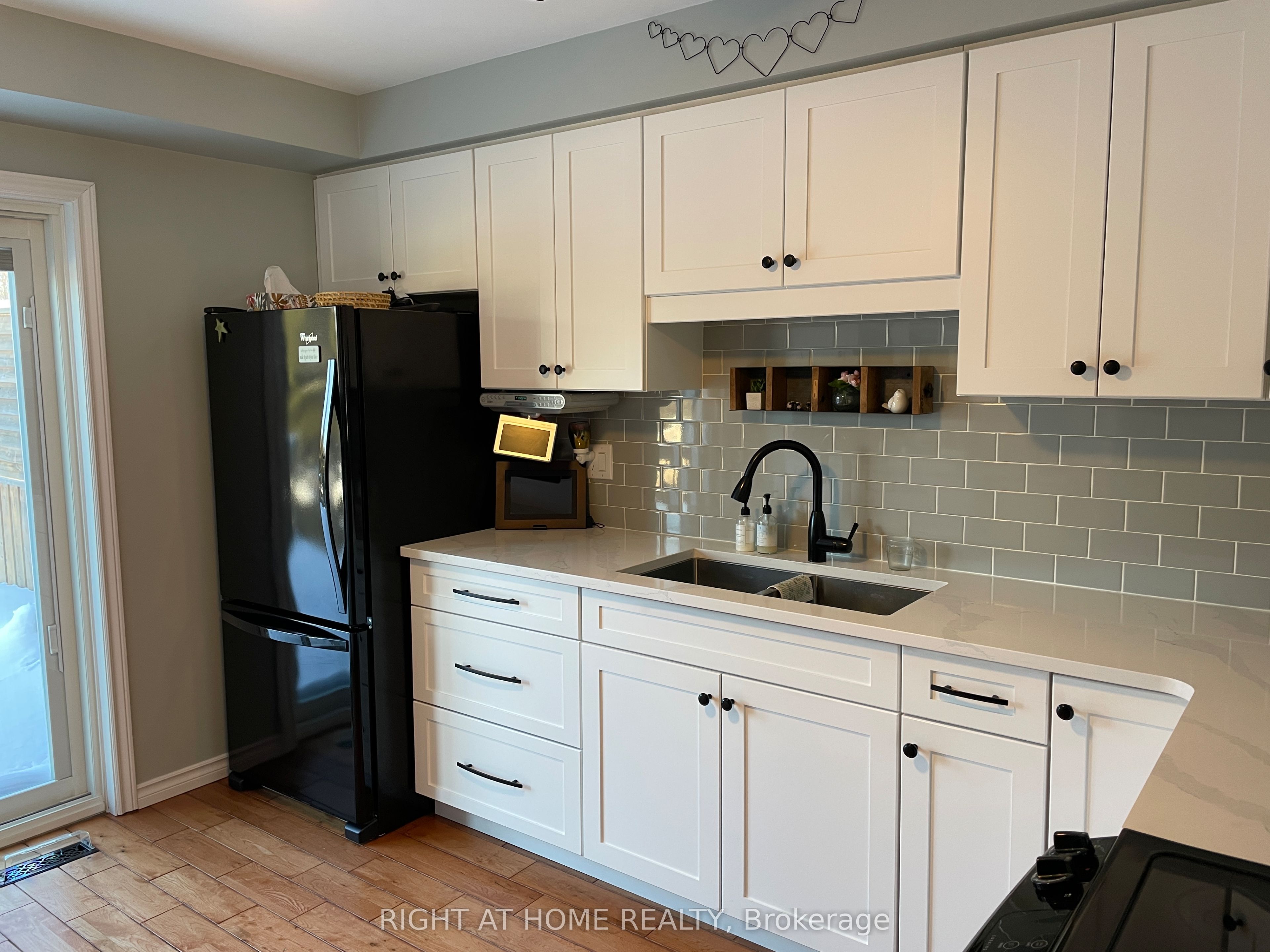 19A South Balsam Street S