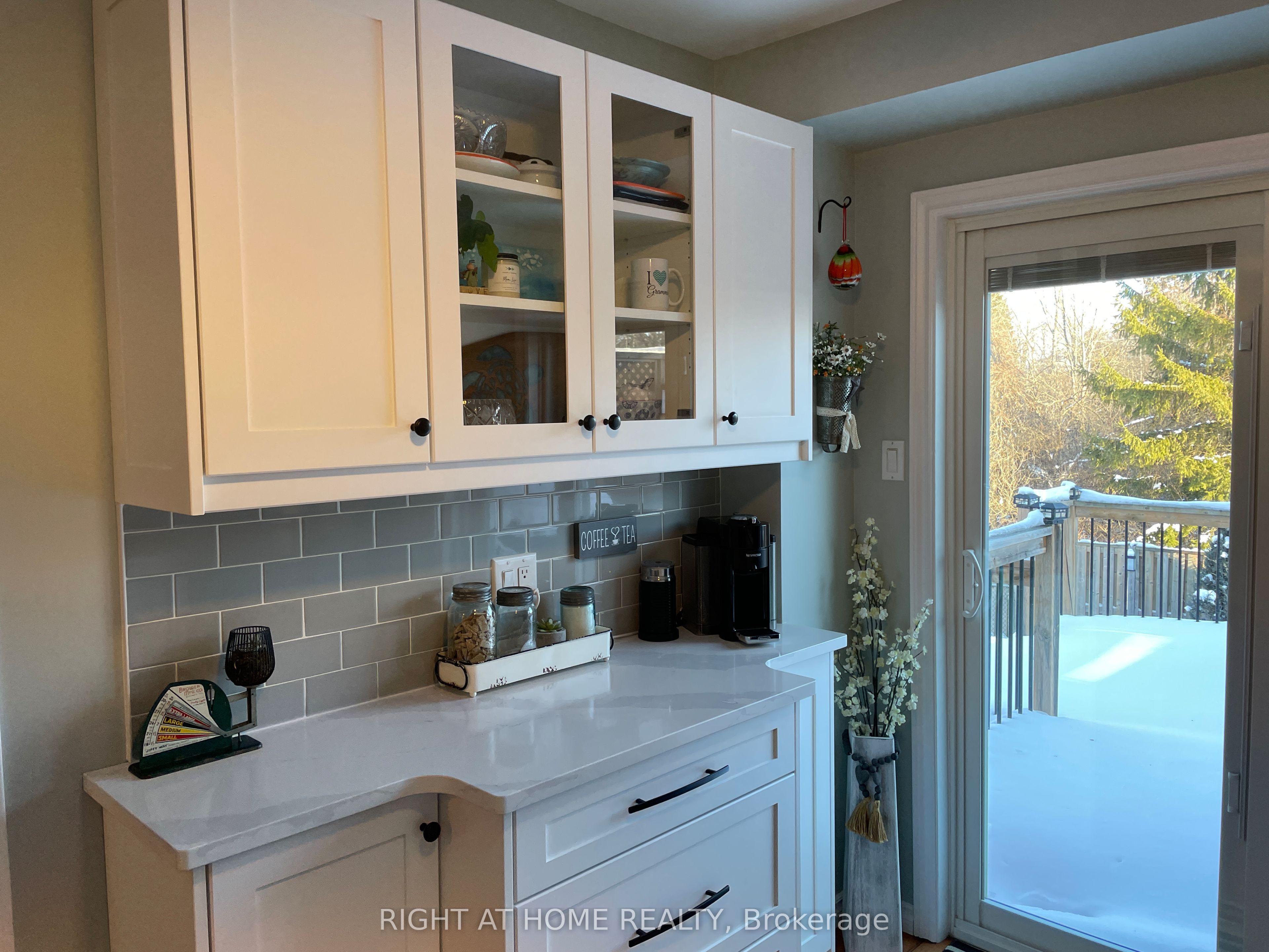 19A South Balsam Street S