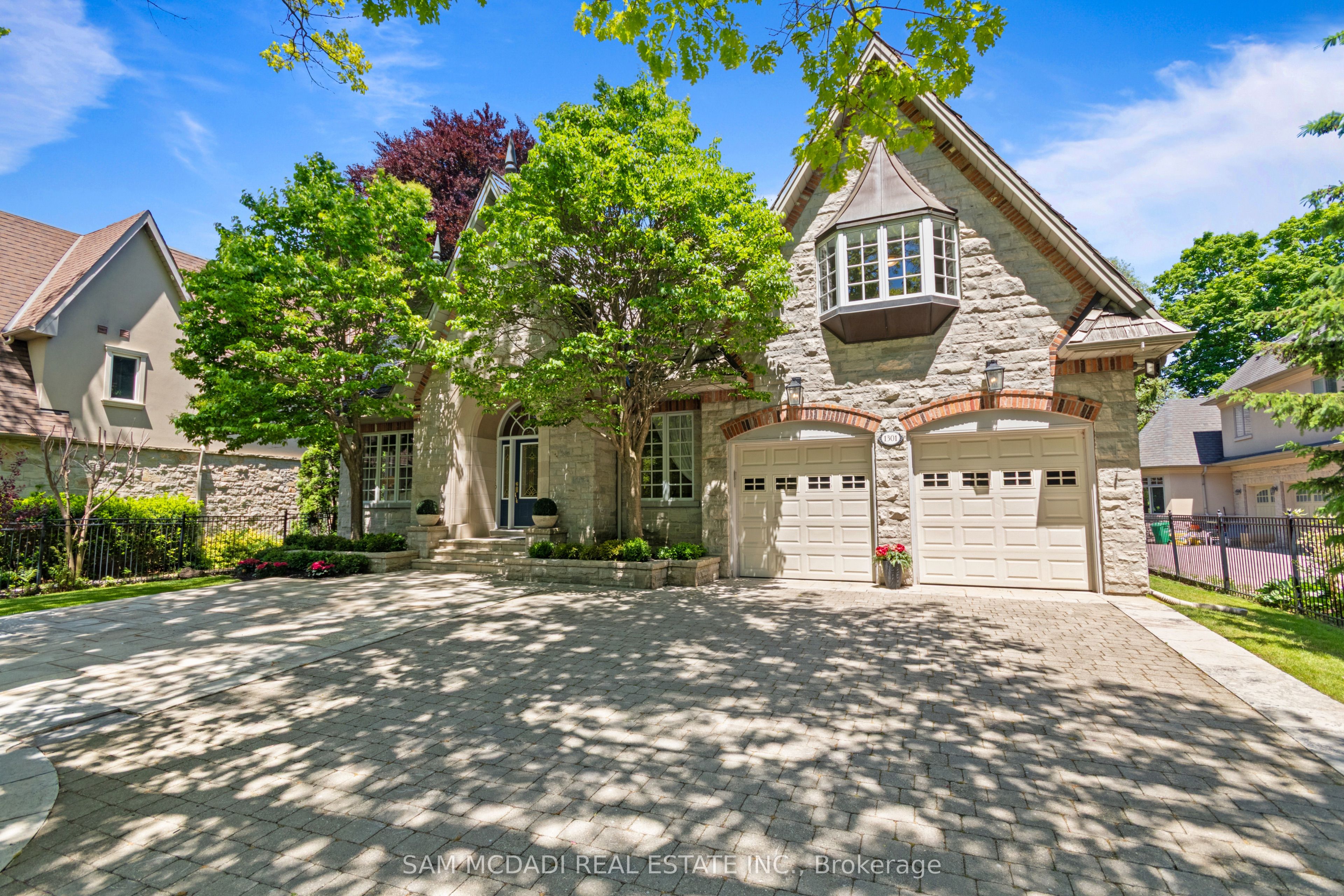 1301 Mississauga Road