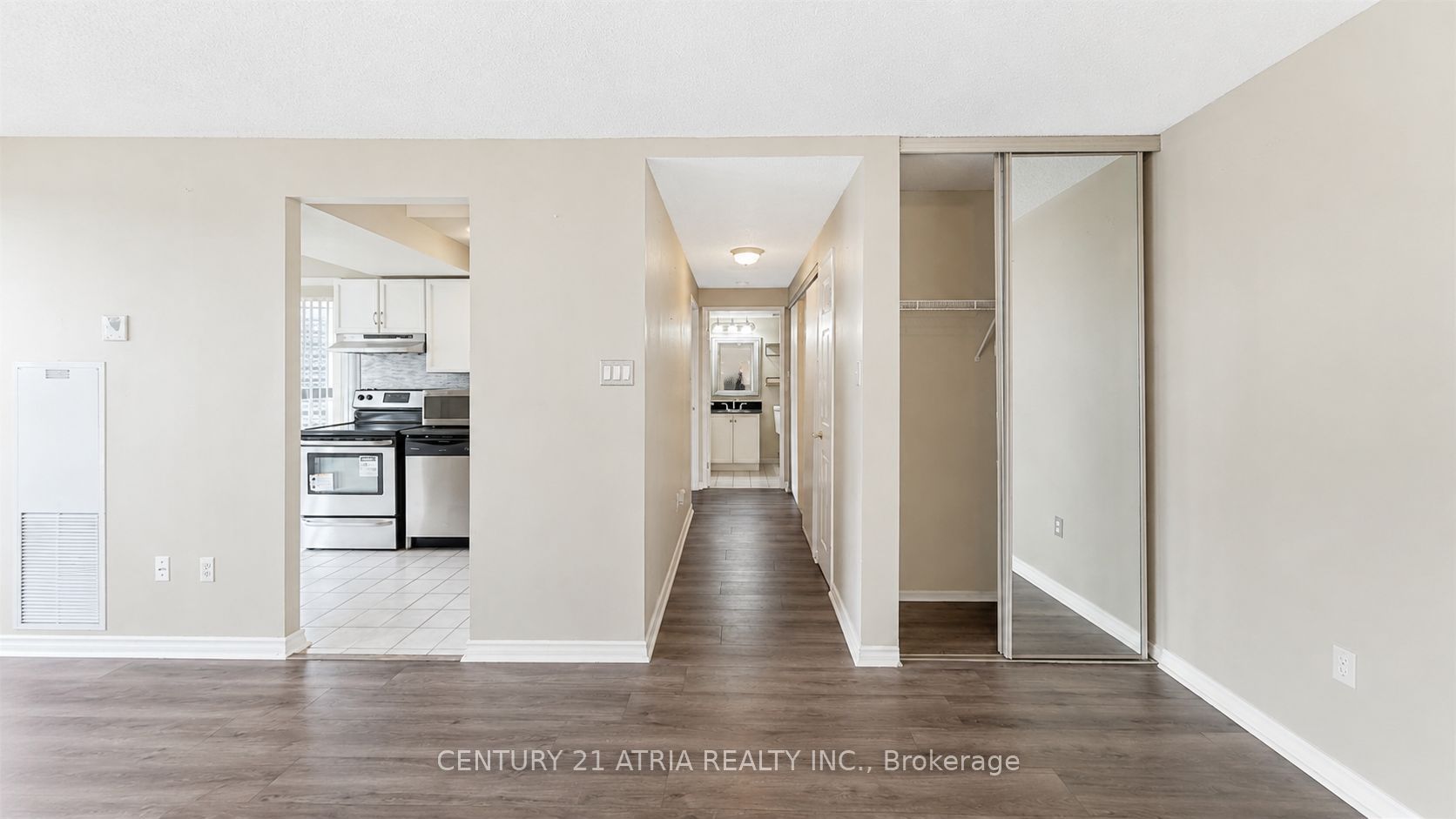 3233 Eglinton Avenue E 1213