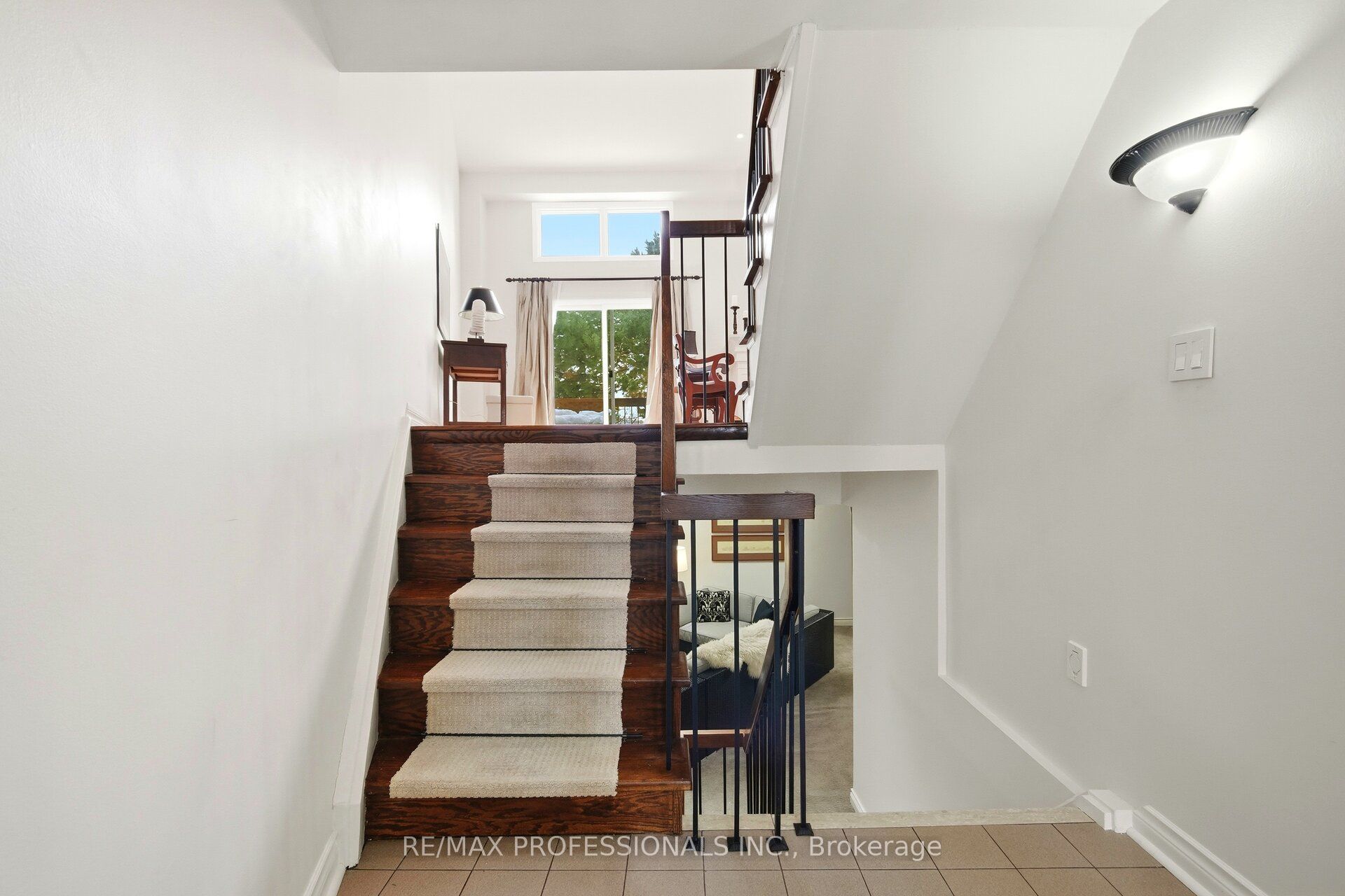 1755 Rathburn Road E 11