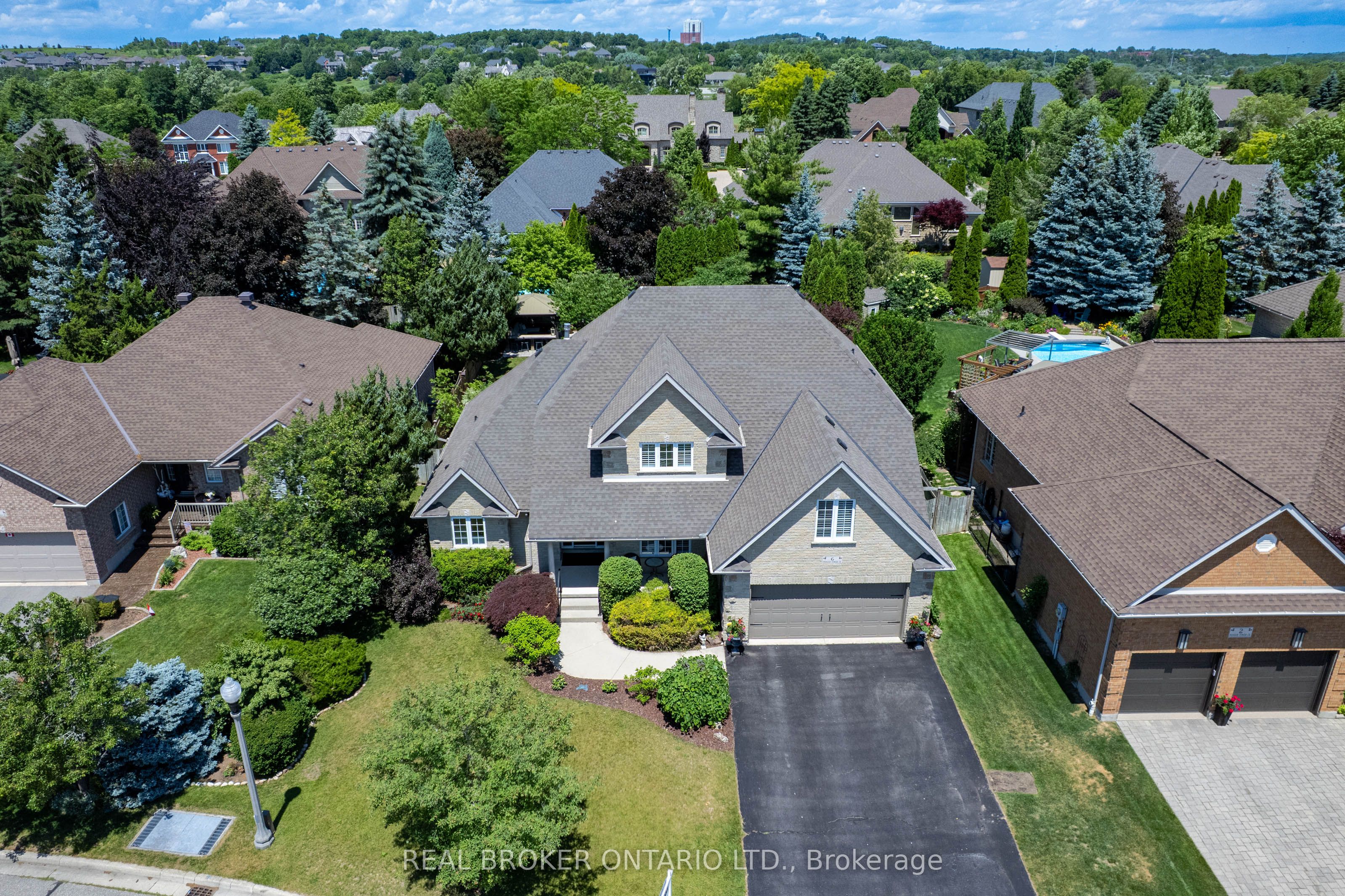 6 Pioneer Tower Crescent