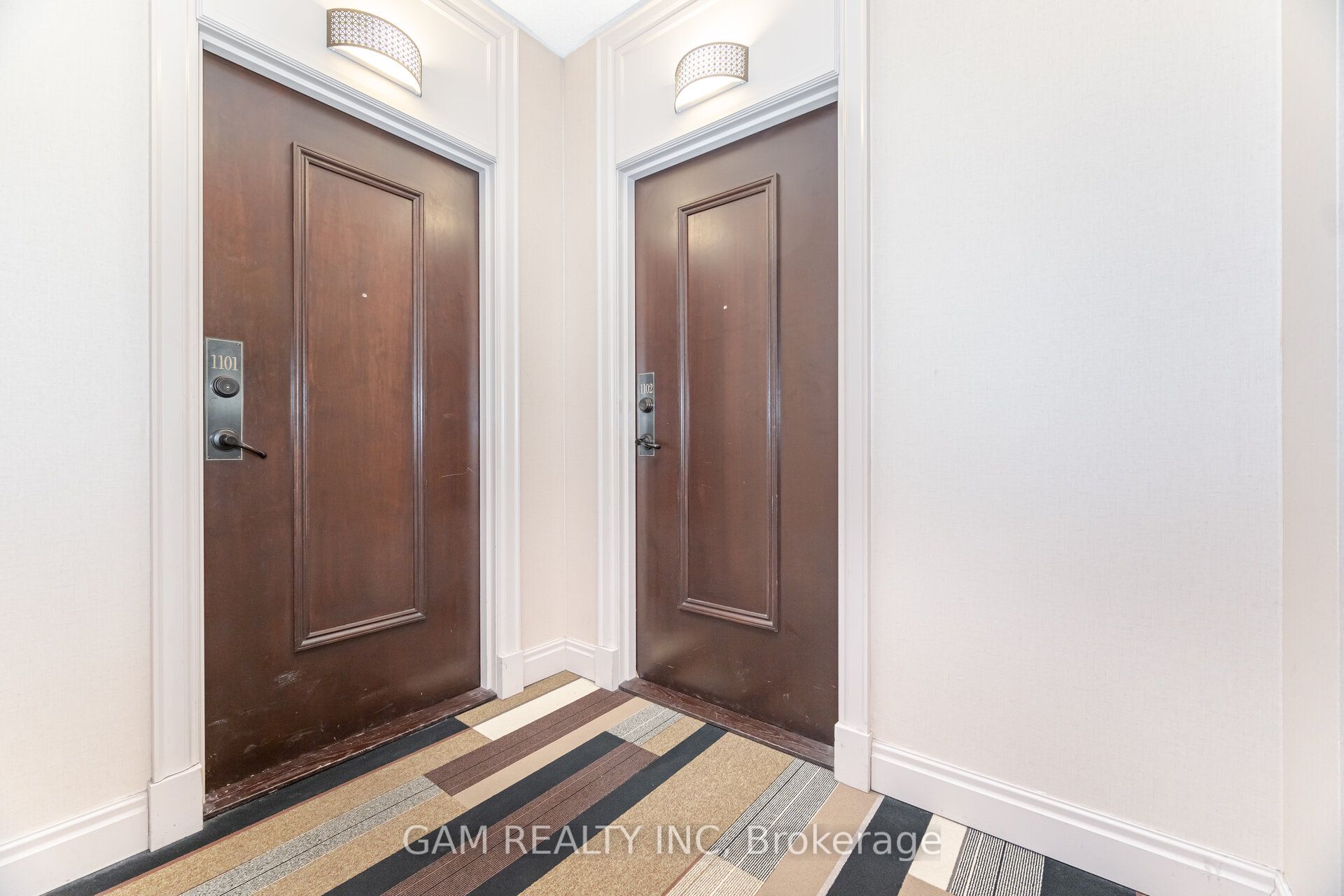 385 Prince Of Wales Drive 1102