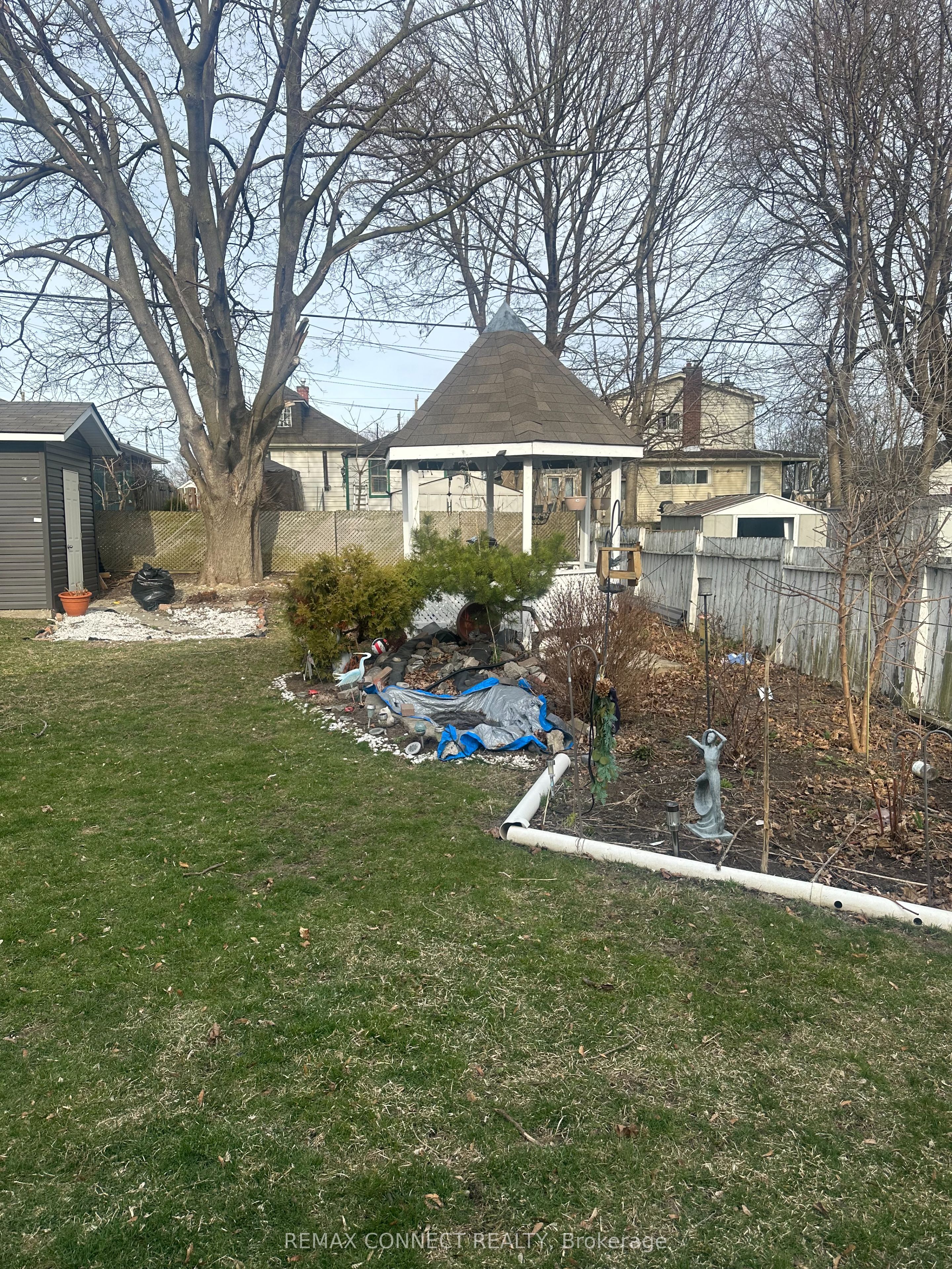 57 Fernhill Boulevard