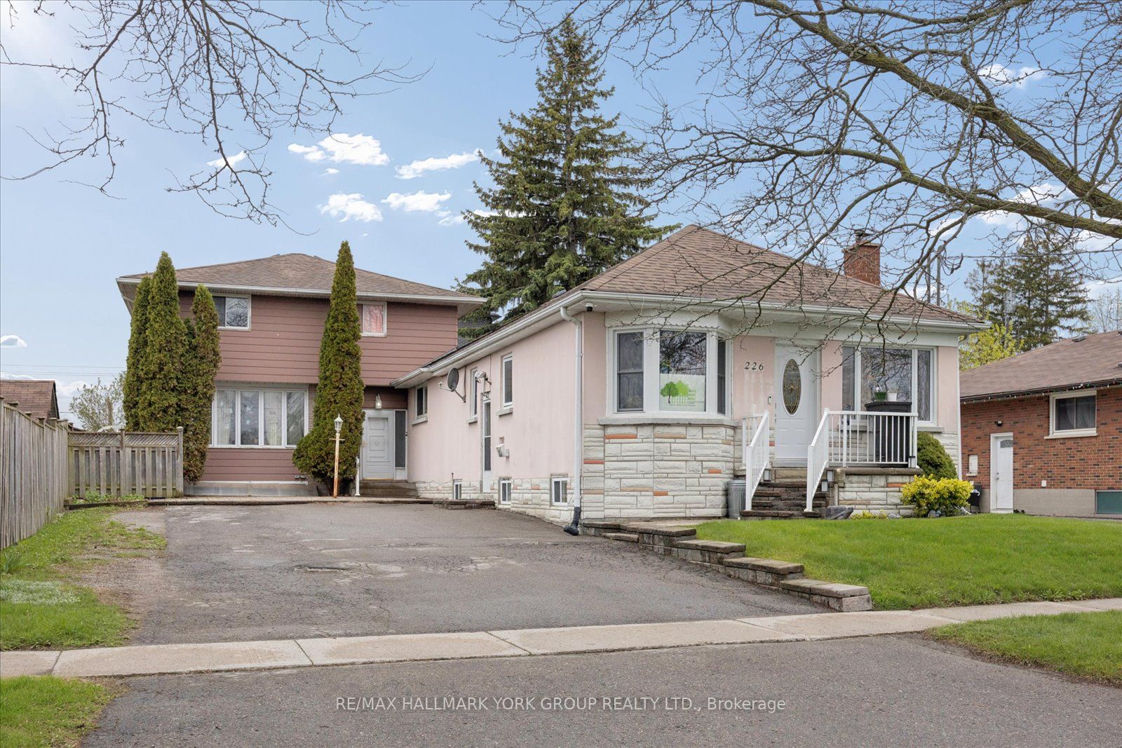 226 Cromwell Avenue