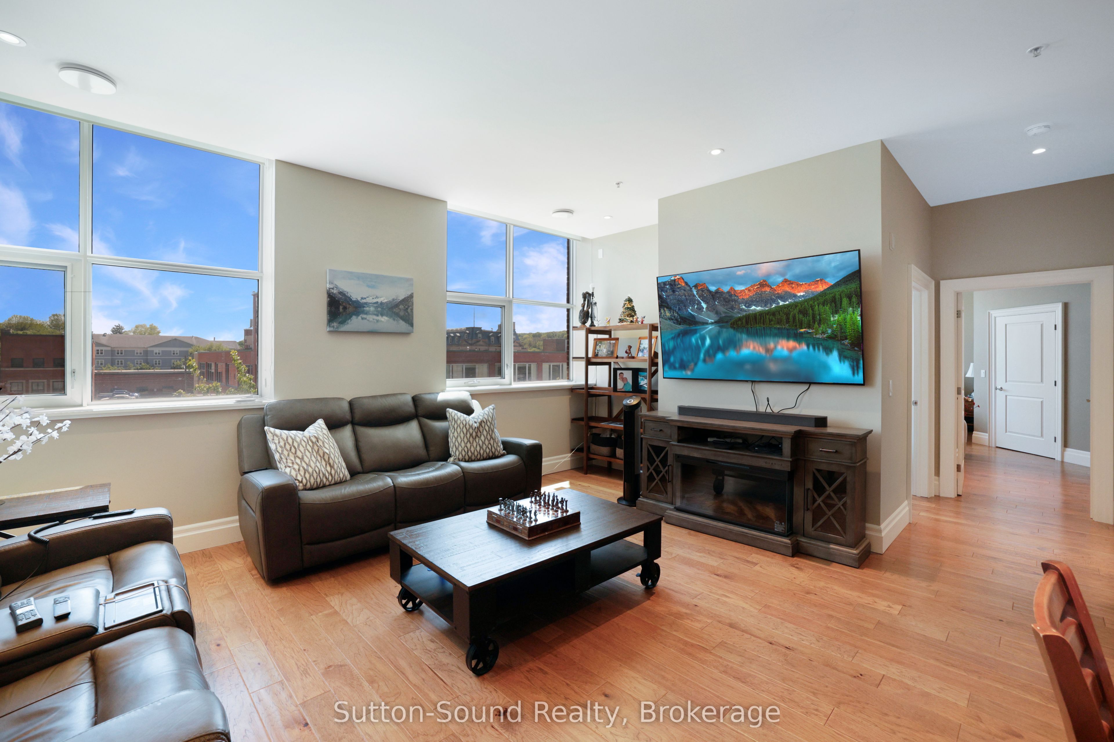 945 3rd Avenue E 303