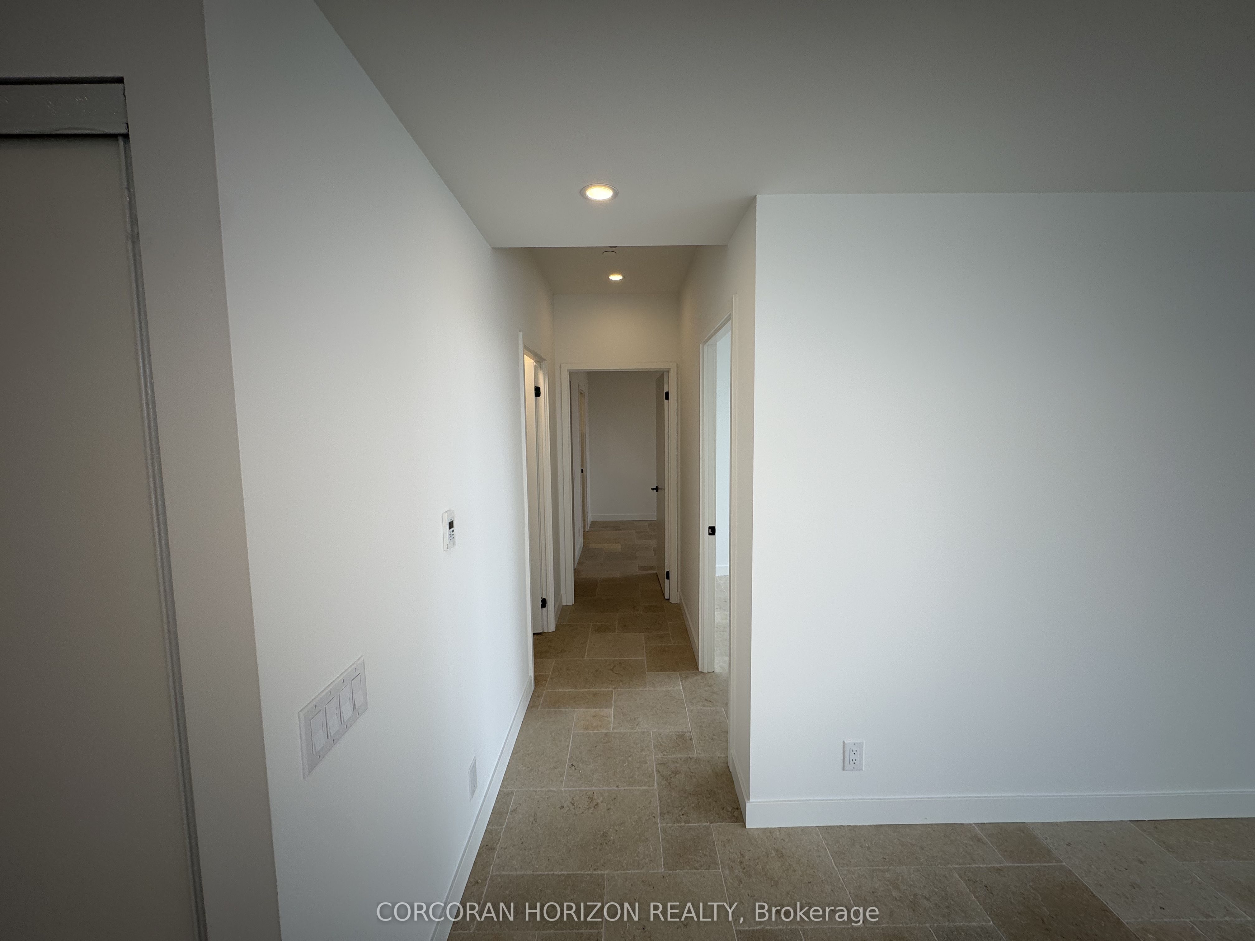 1050 Eastern Avenue 819