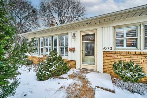 600 Colborne Street E Whitby ON L1N 1W7