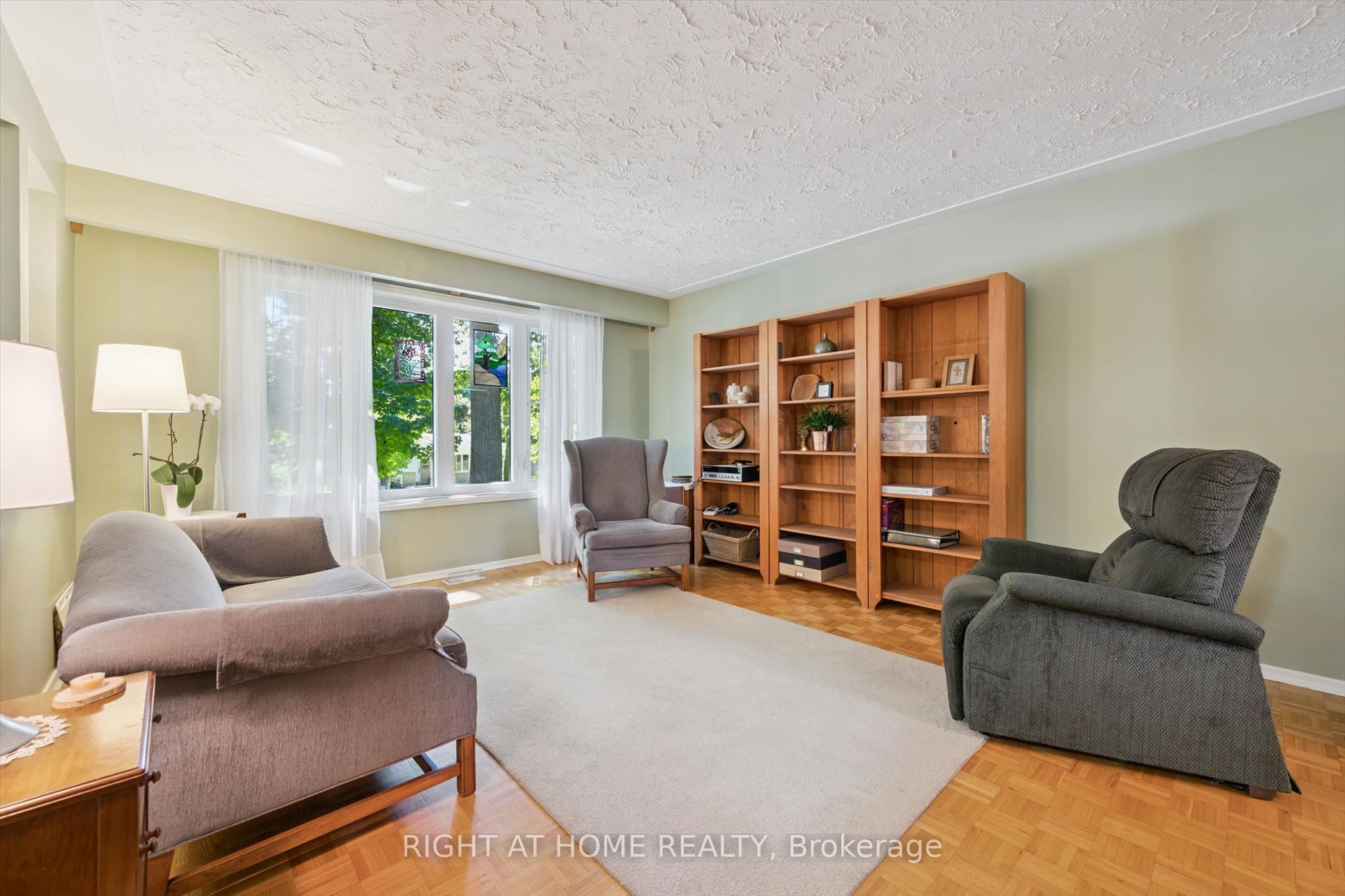 200 Cedarbrae Avenue