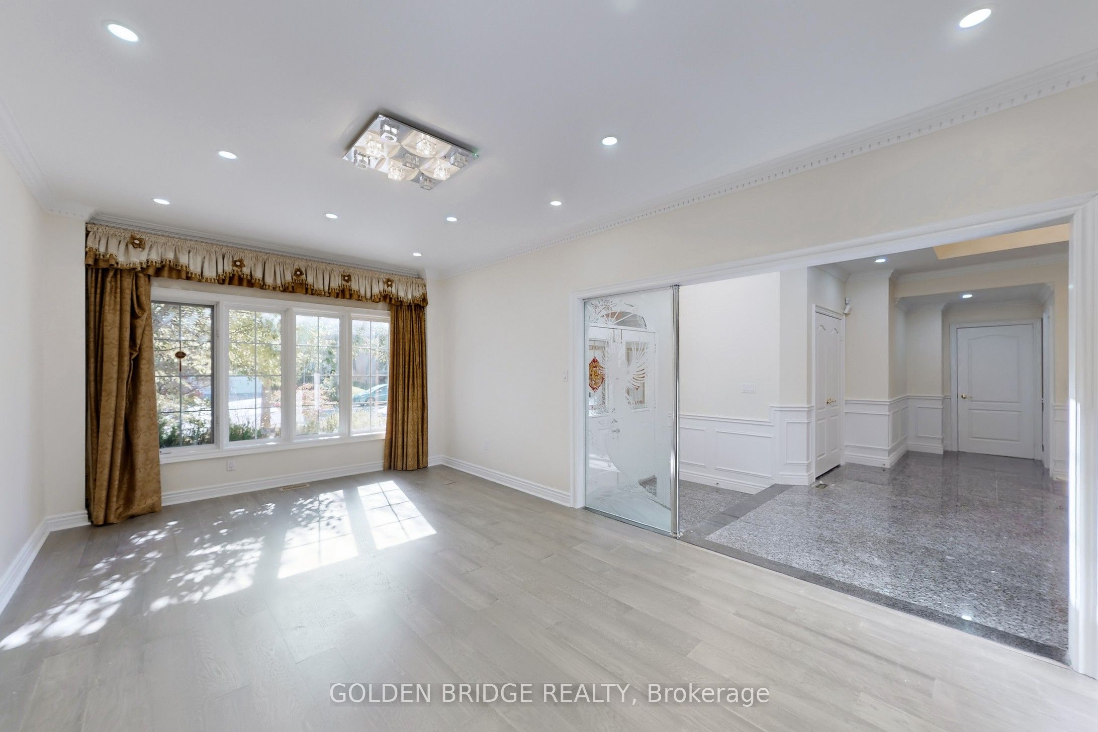 57 Cassandra Crescent