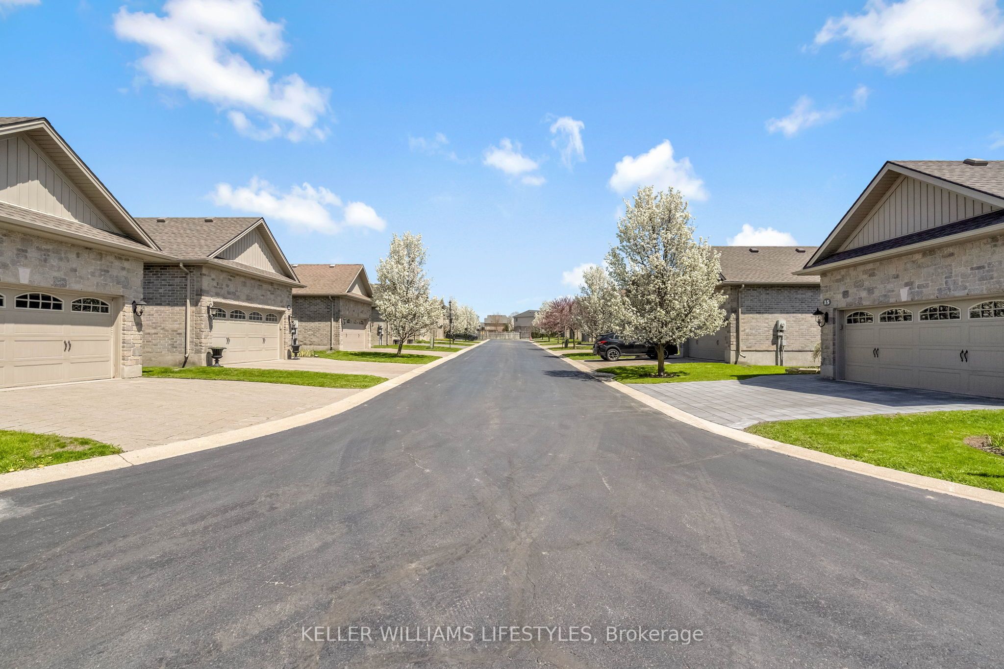1144 CORONATION Drive 10