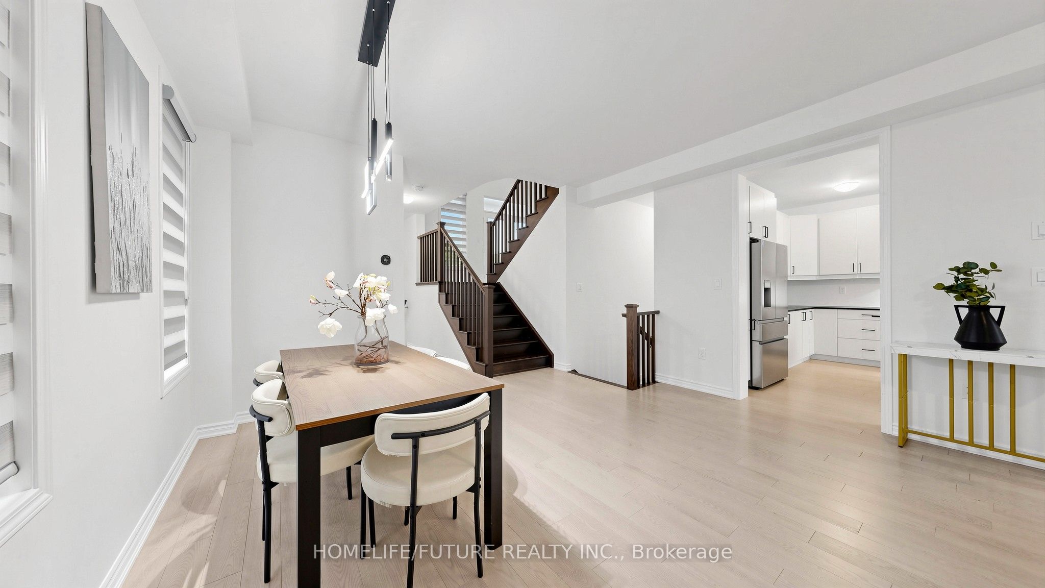 1406 Swallowtail Lane