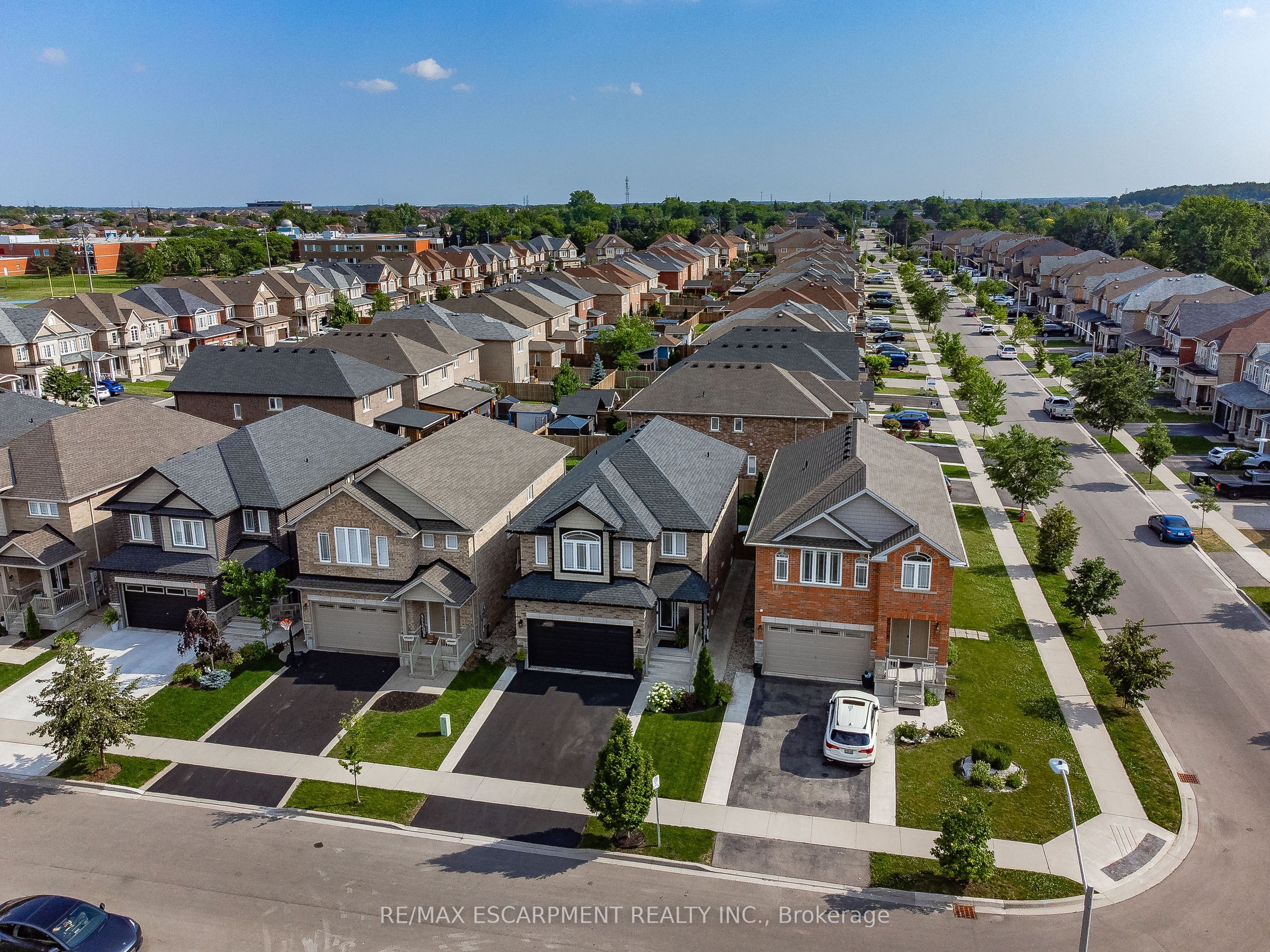 5 Narbonne Crescent