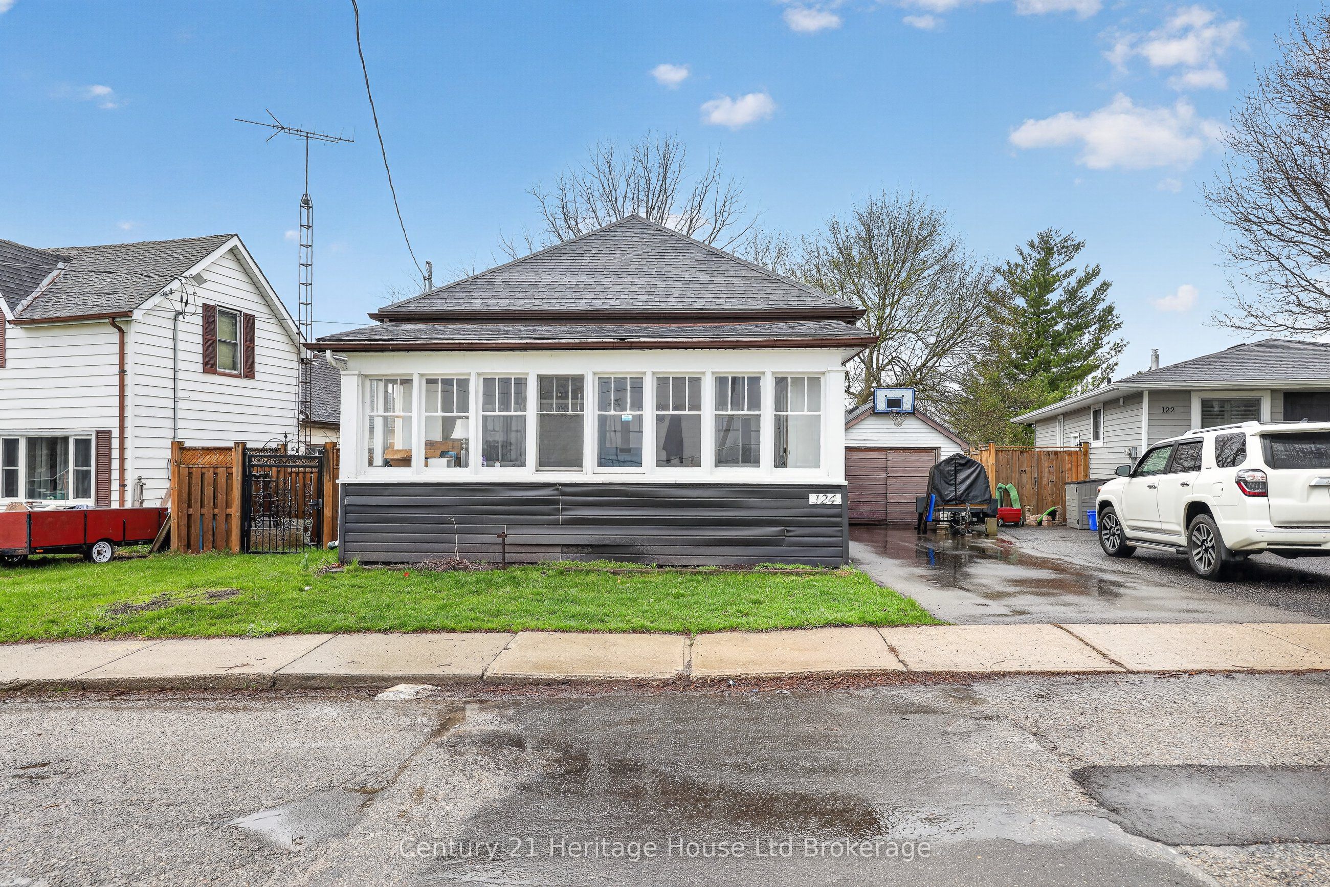 124 East Park Drive