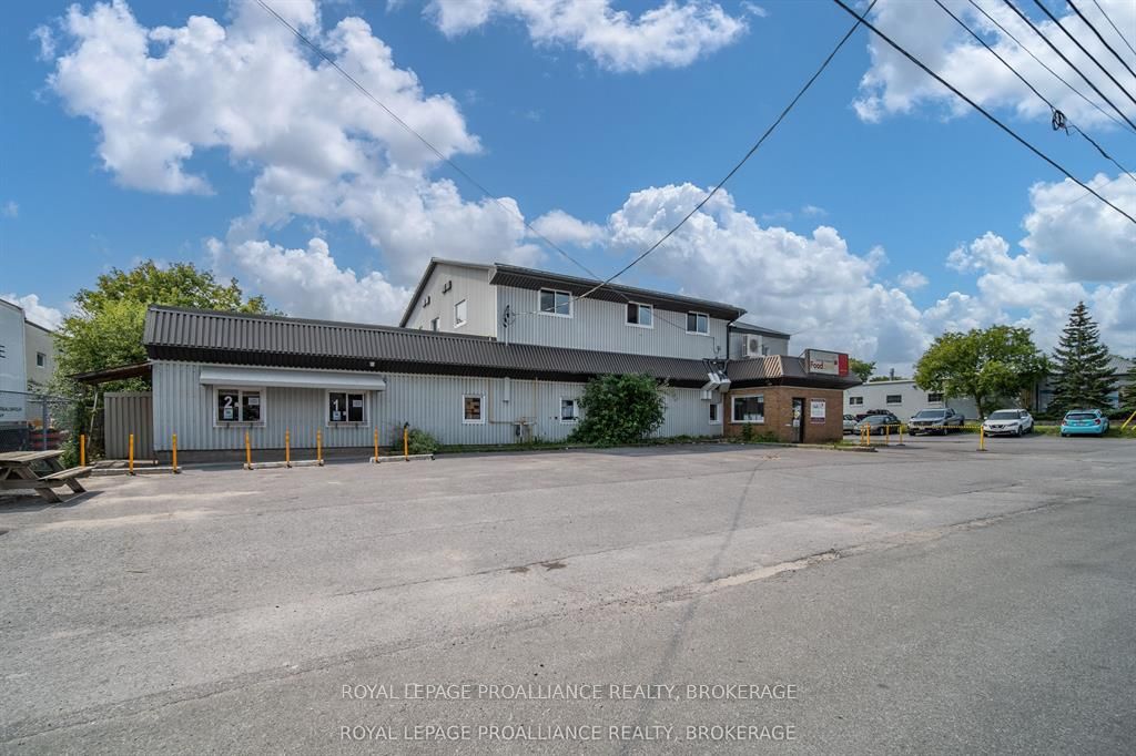 140 Hickson Avenue