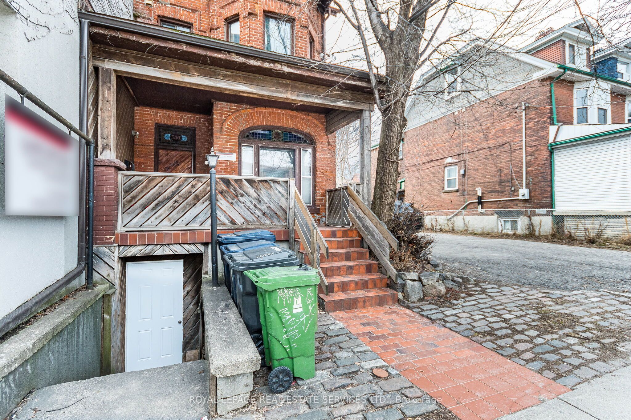 530 Bathurst Street