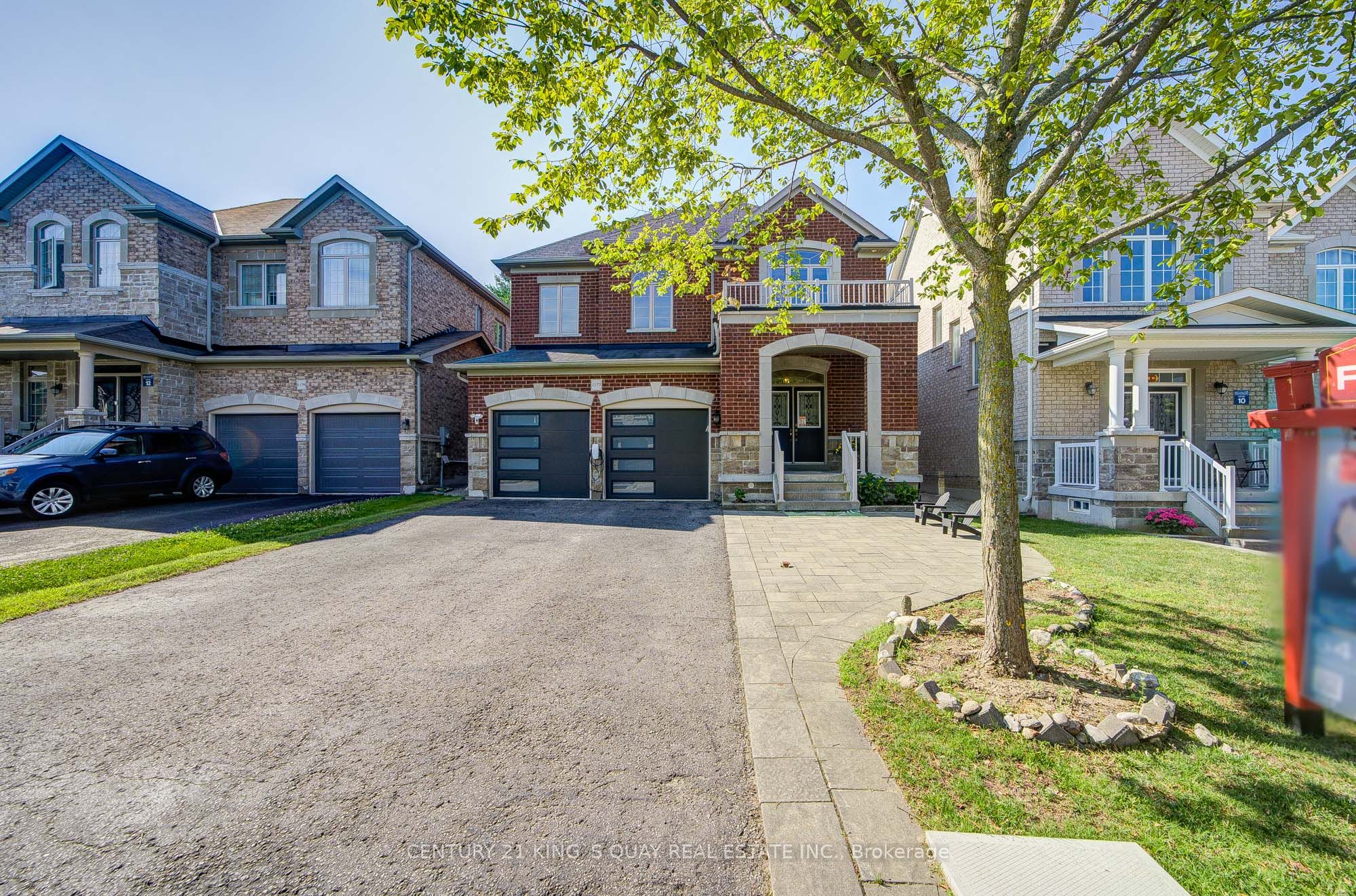 1177 Stuffles Crescent