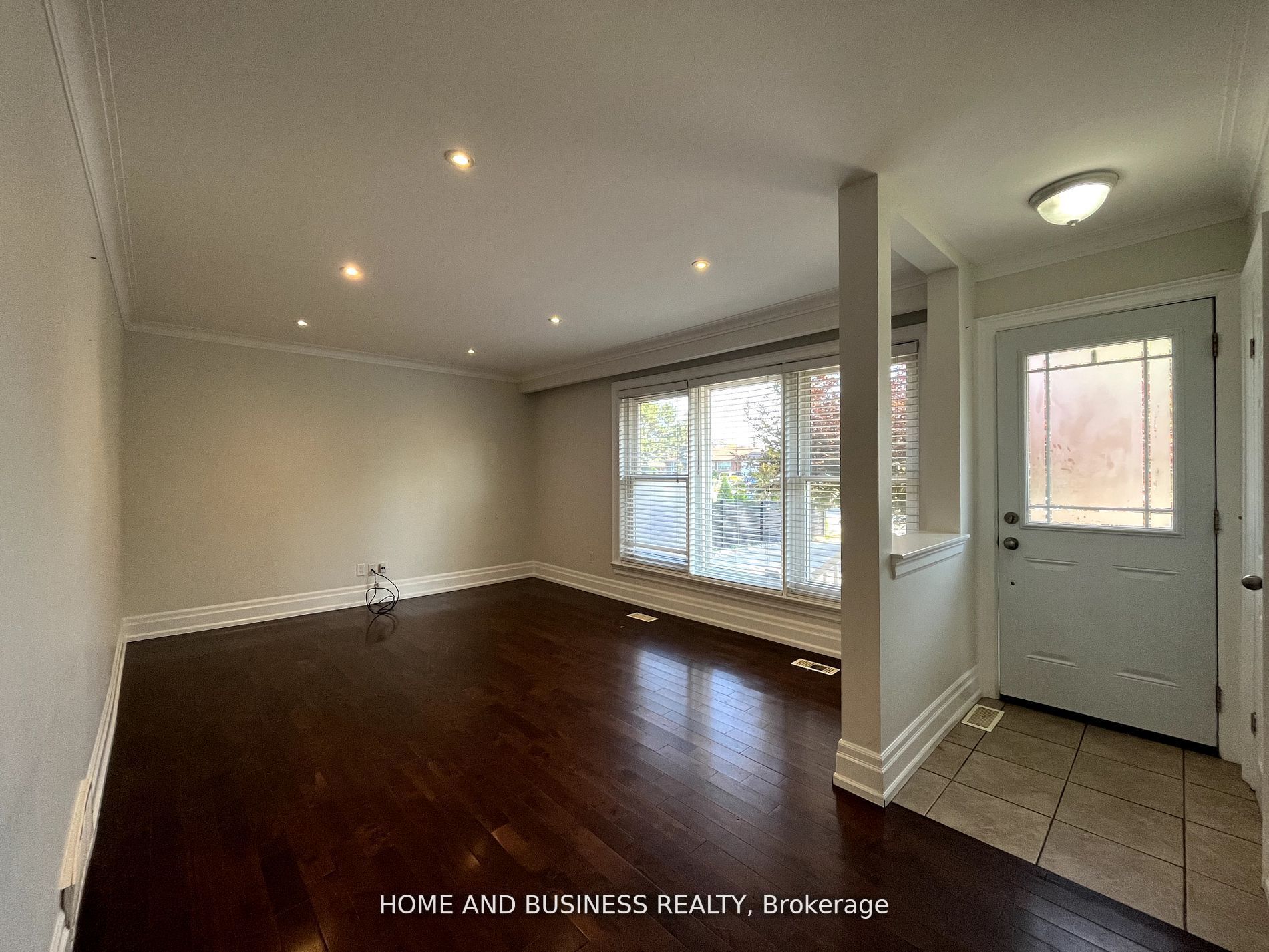 376 Ashbury Road
