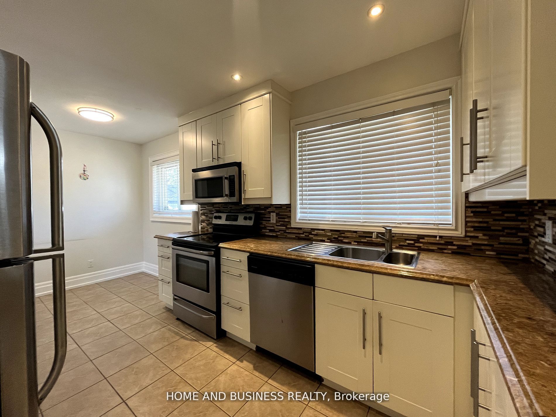 376 Ashbury Road