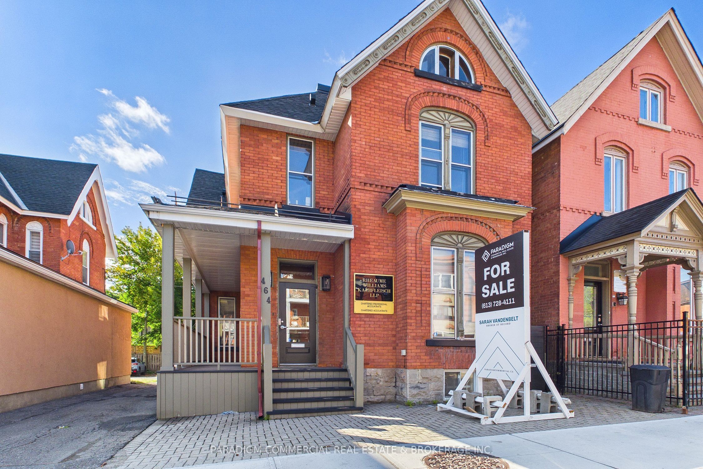 464 Somerset Street W