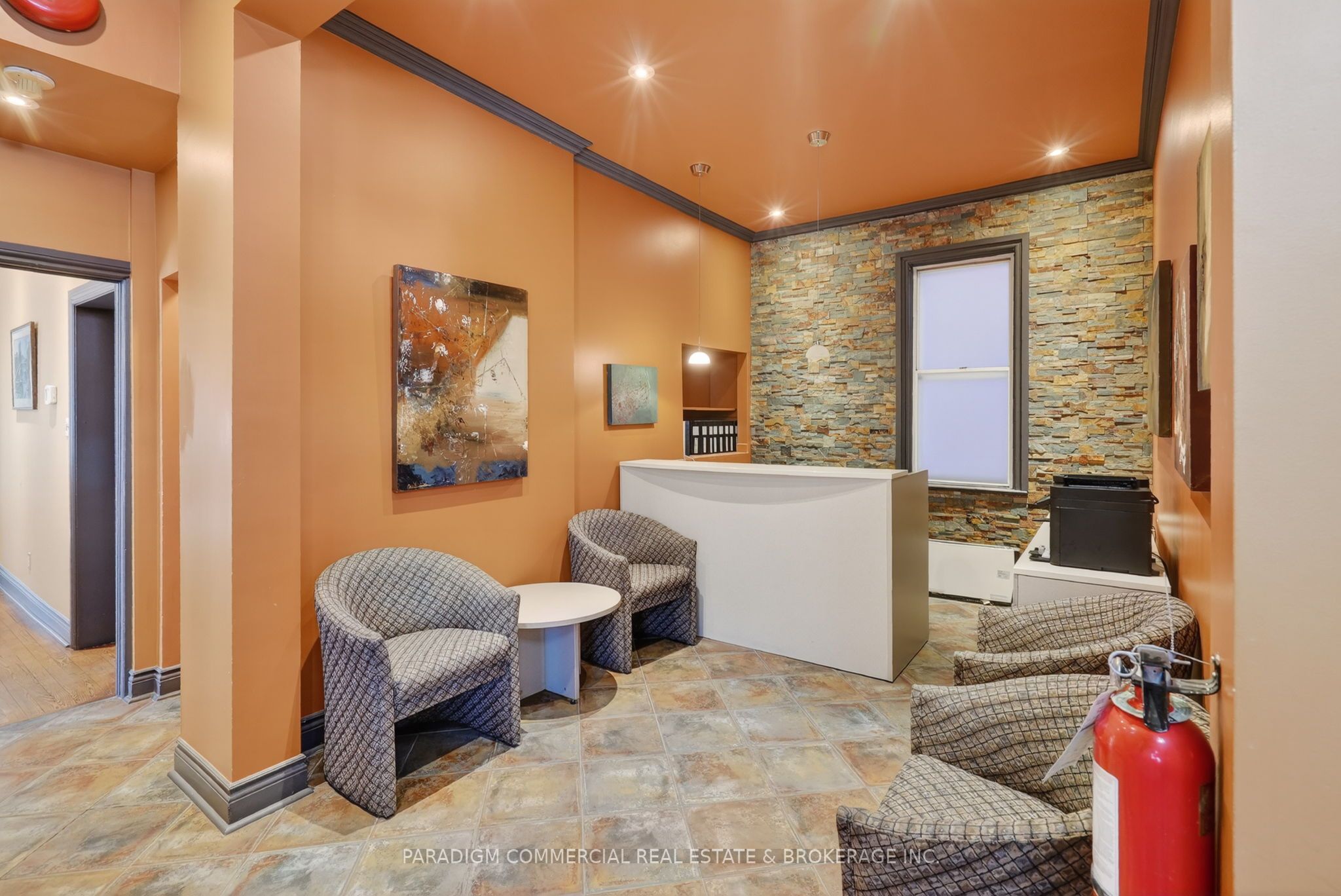 464 Somerset Street W